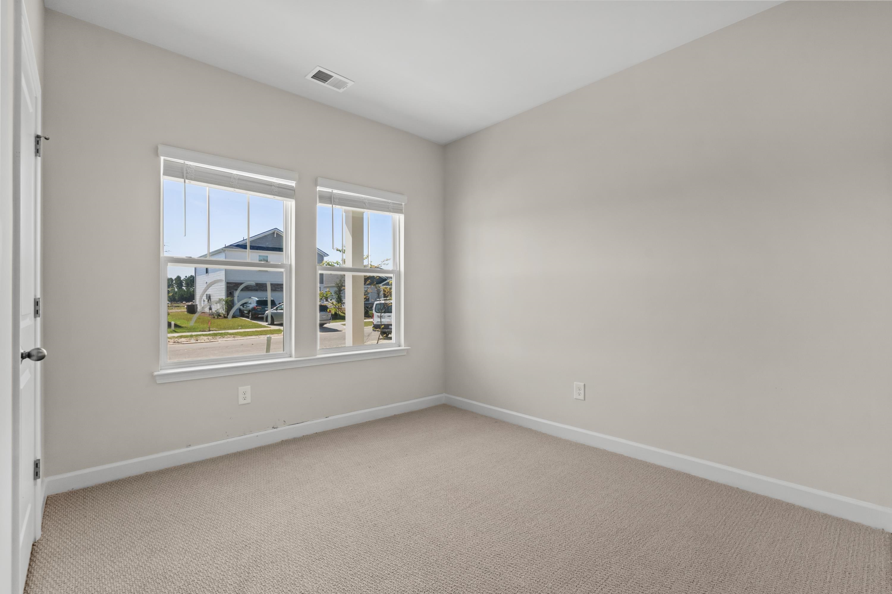 305 Jessamine St. Property Photo 22