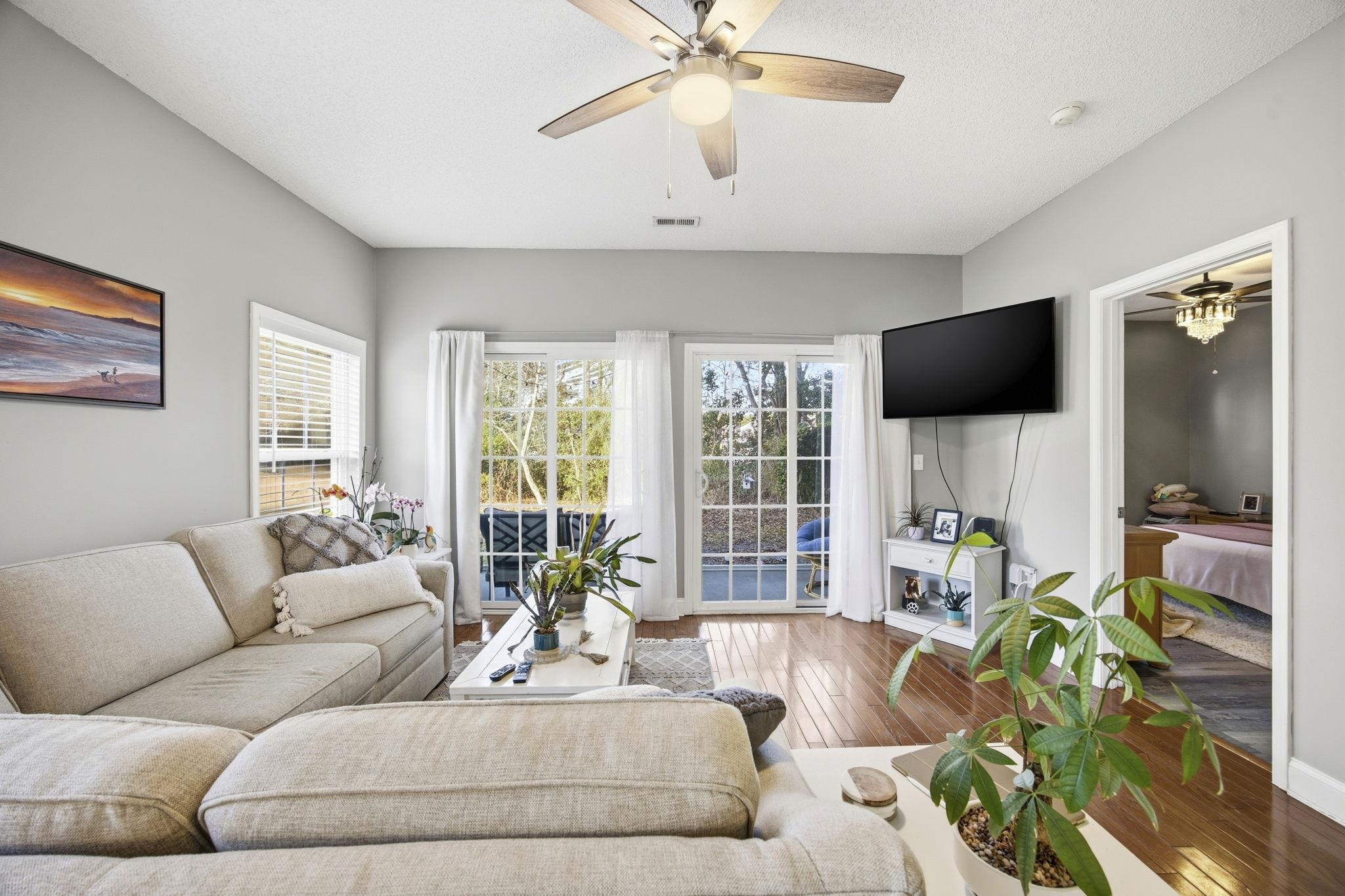 5026 Belleglen Ct. Property Photo 3