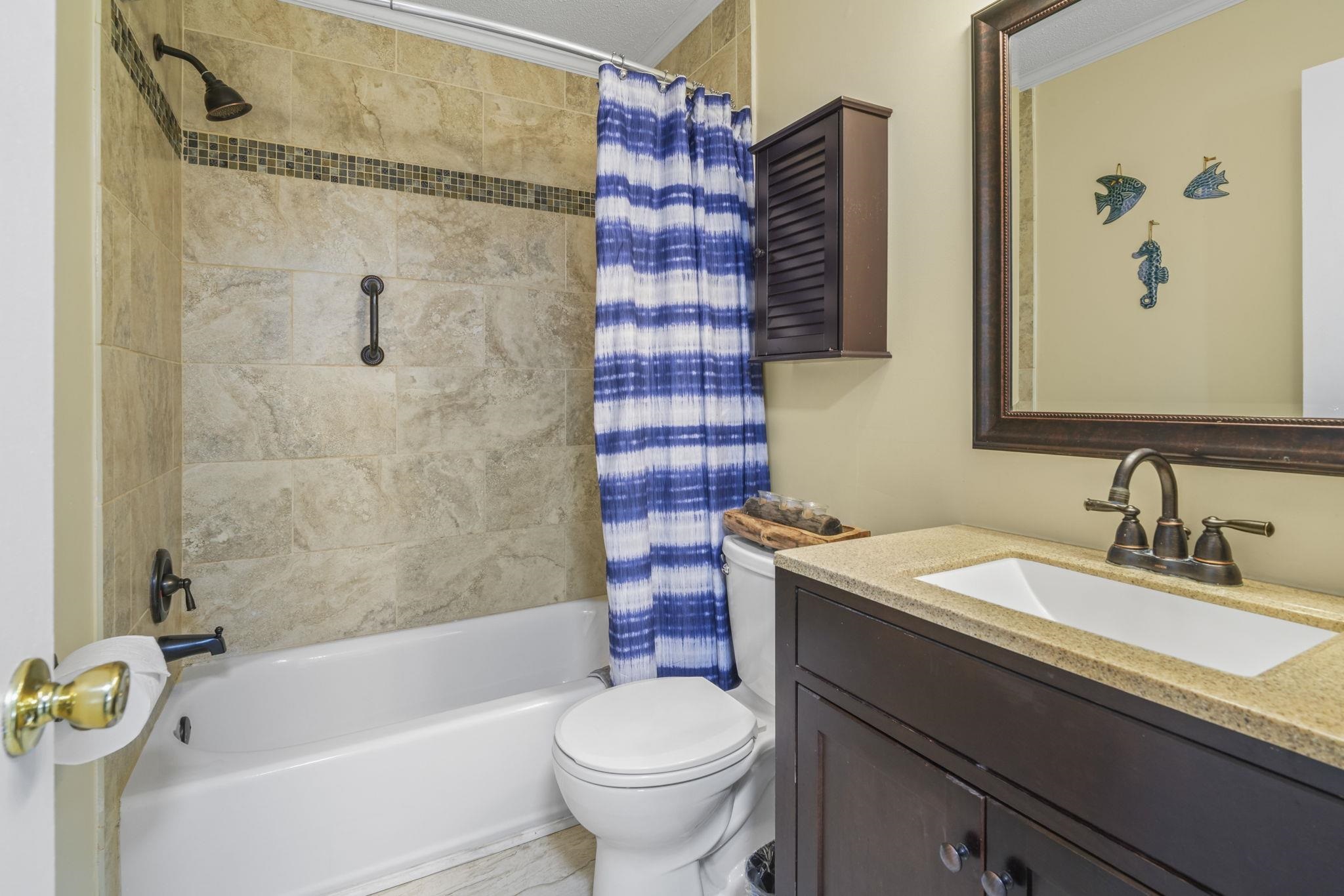 9620 Shore Dr. Property Photo 14