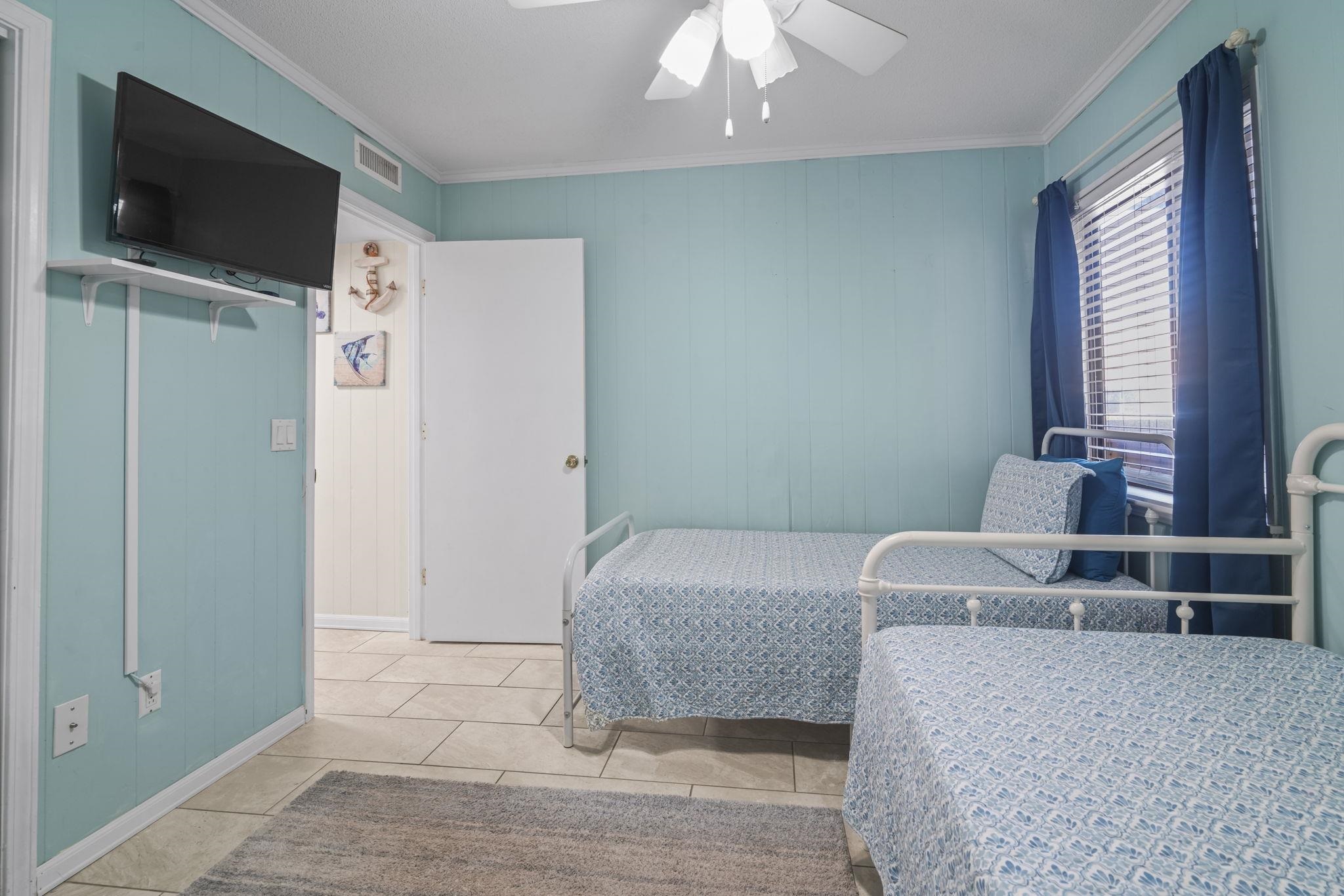 9620 Shore Dr. Property Photo 15