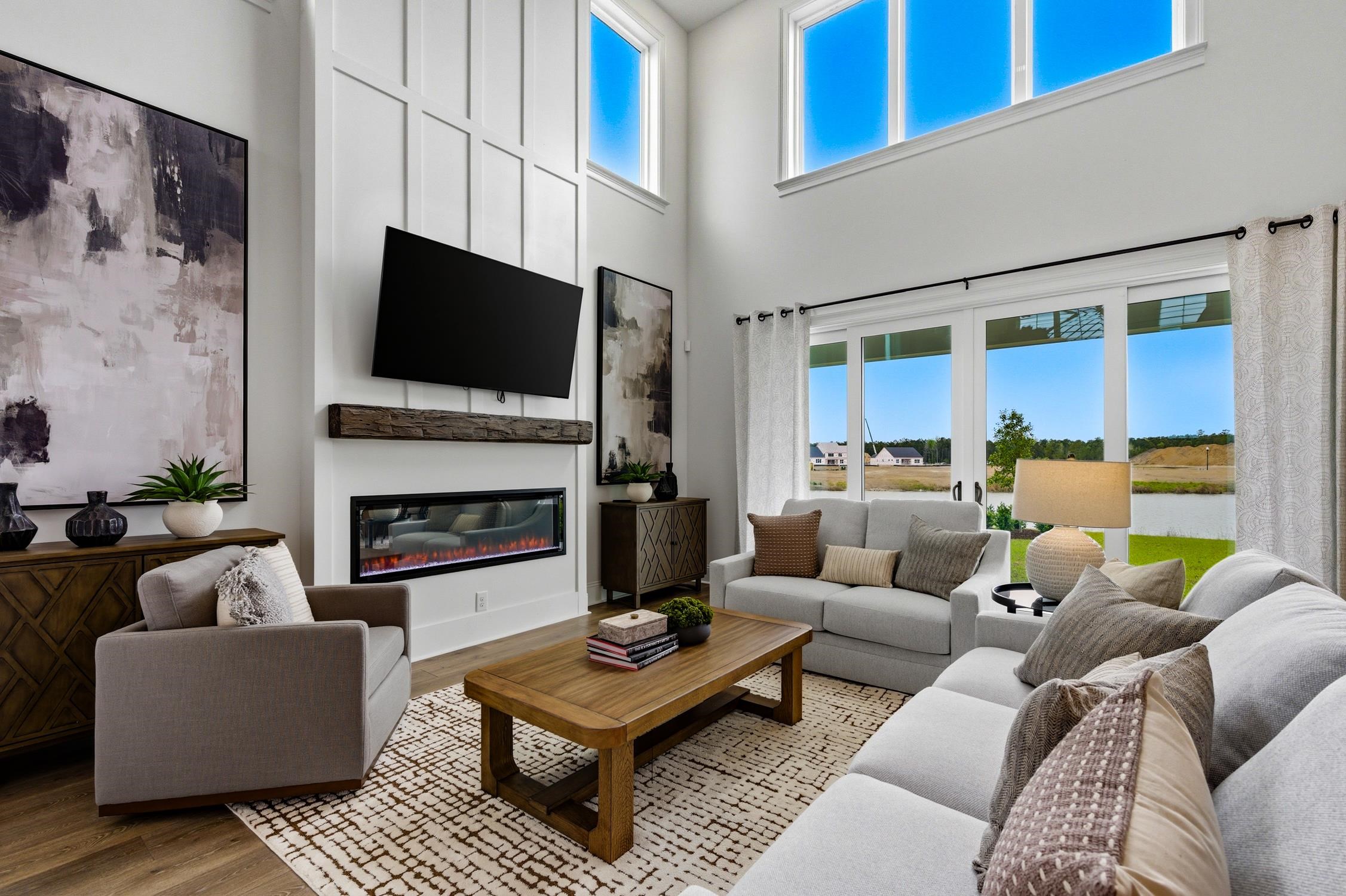 2649 Whitehorn Way Property Photo 4