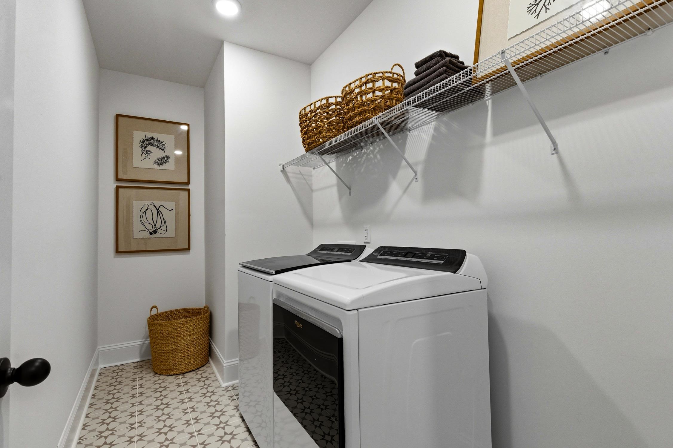 2649 Whitehorn Way Property Photo 32