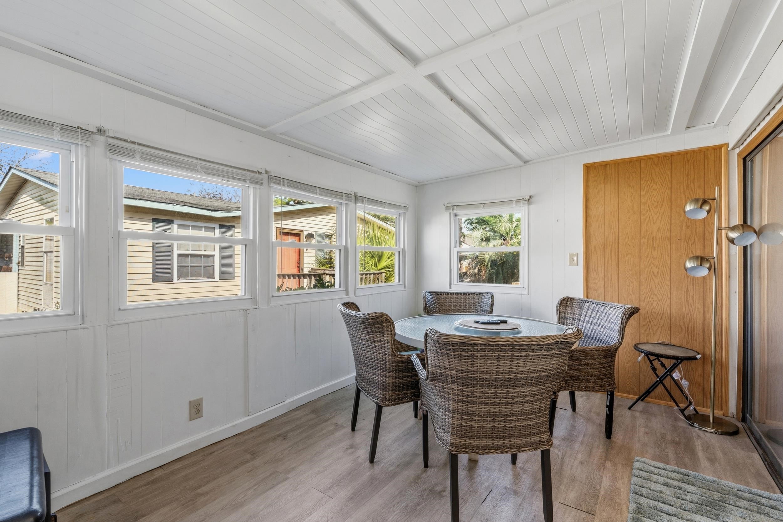 154 Crooked Island Circle Property Photo 4