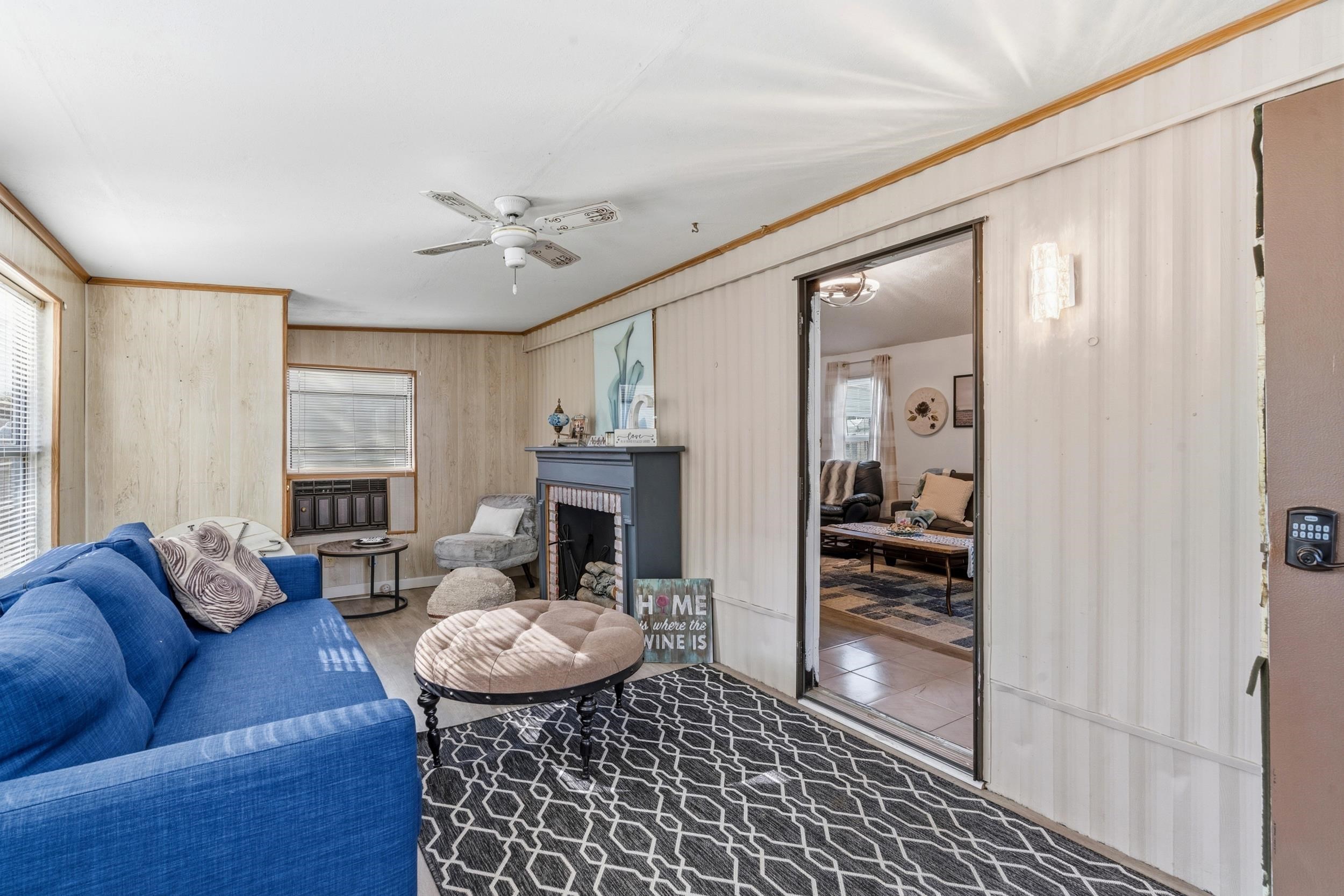 154 Crooked Island Circle Property Photo 11