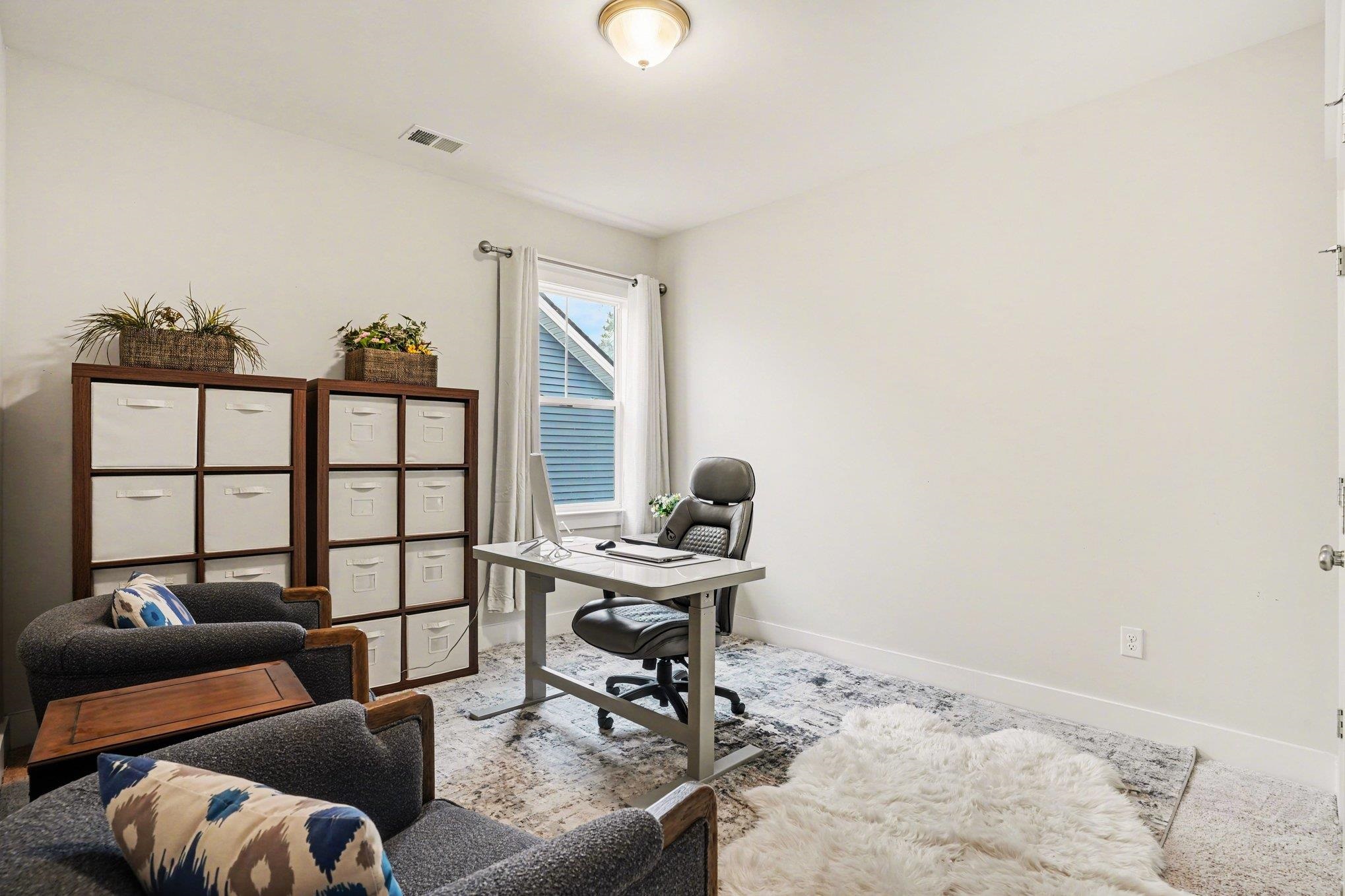 100 Tudor Court Property Photo 17