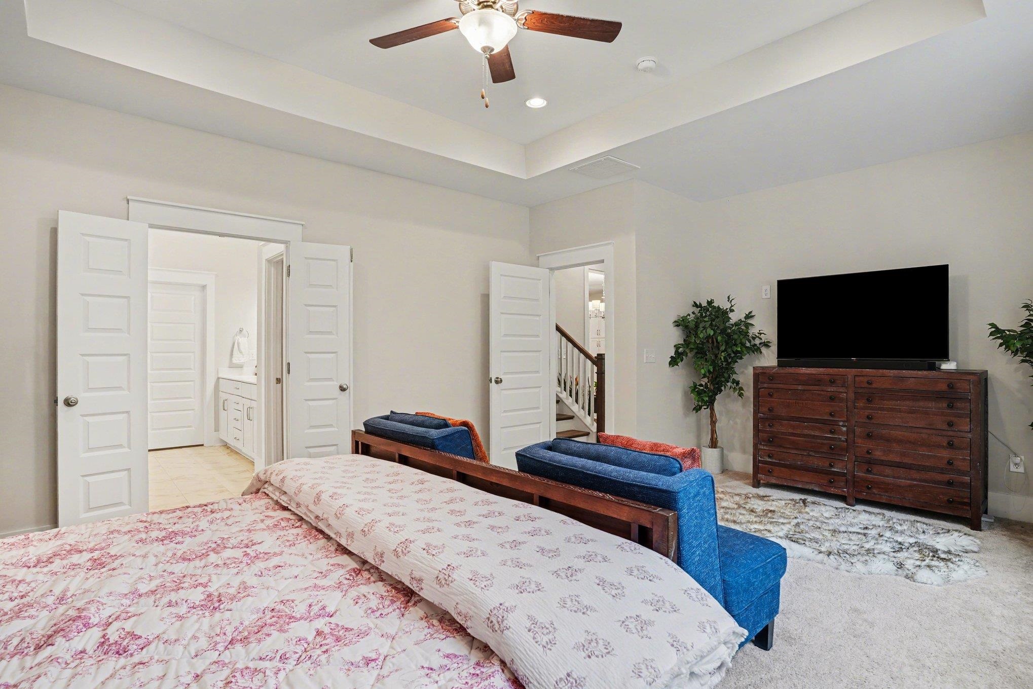 100 Tudor Court Property Photo 22