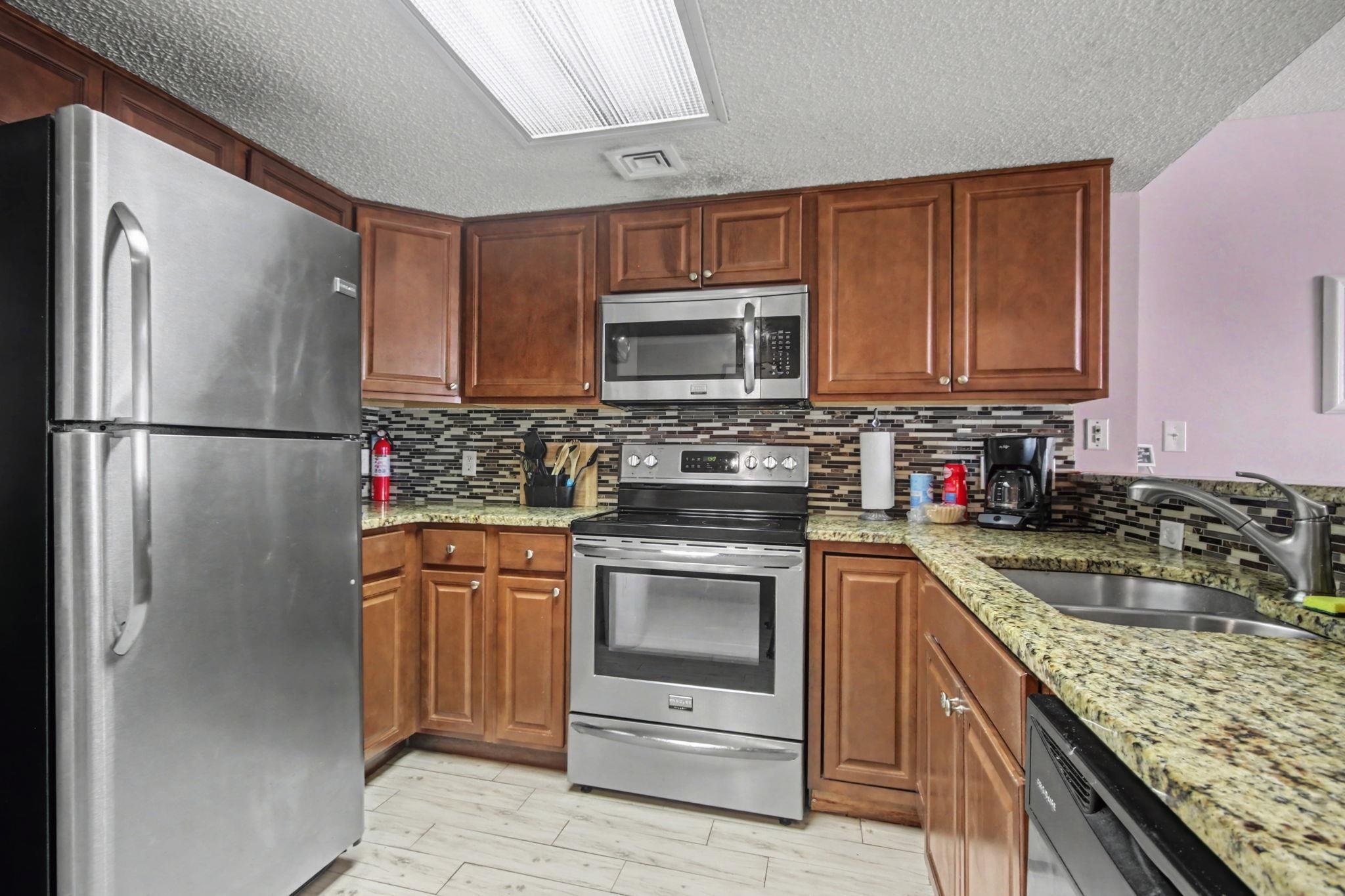 201 74th Ave. N Property Photo 21