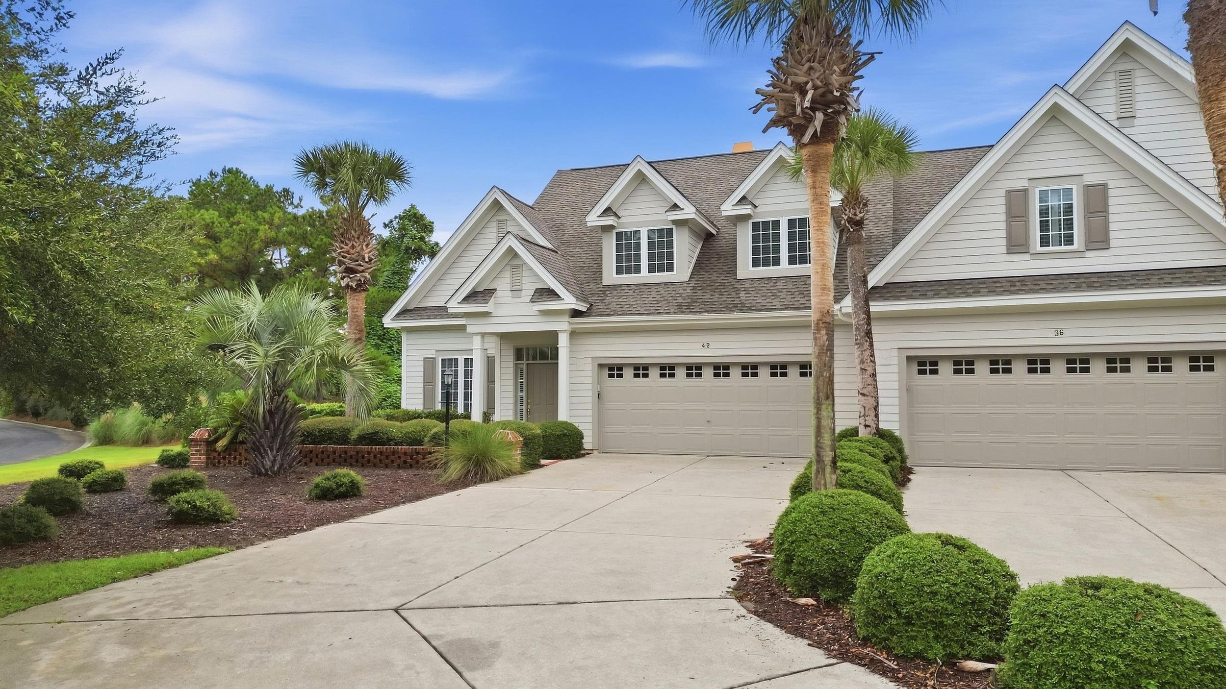 42 Courtyard Circle Property Photo 2