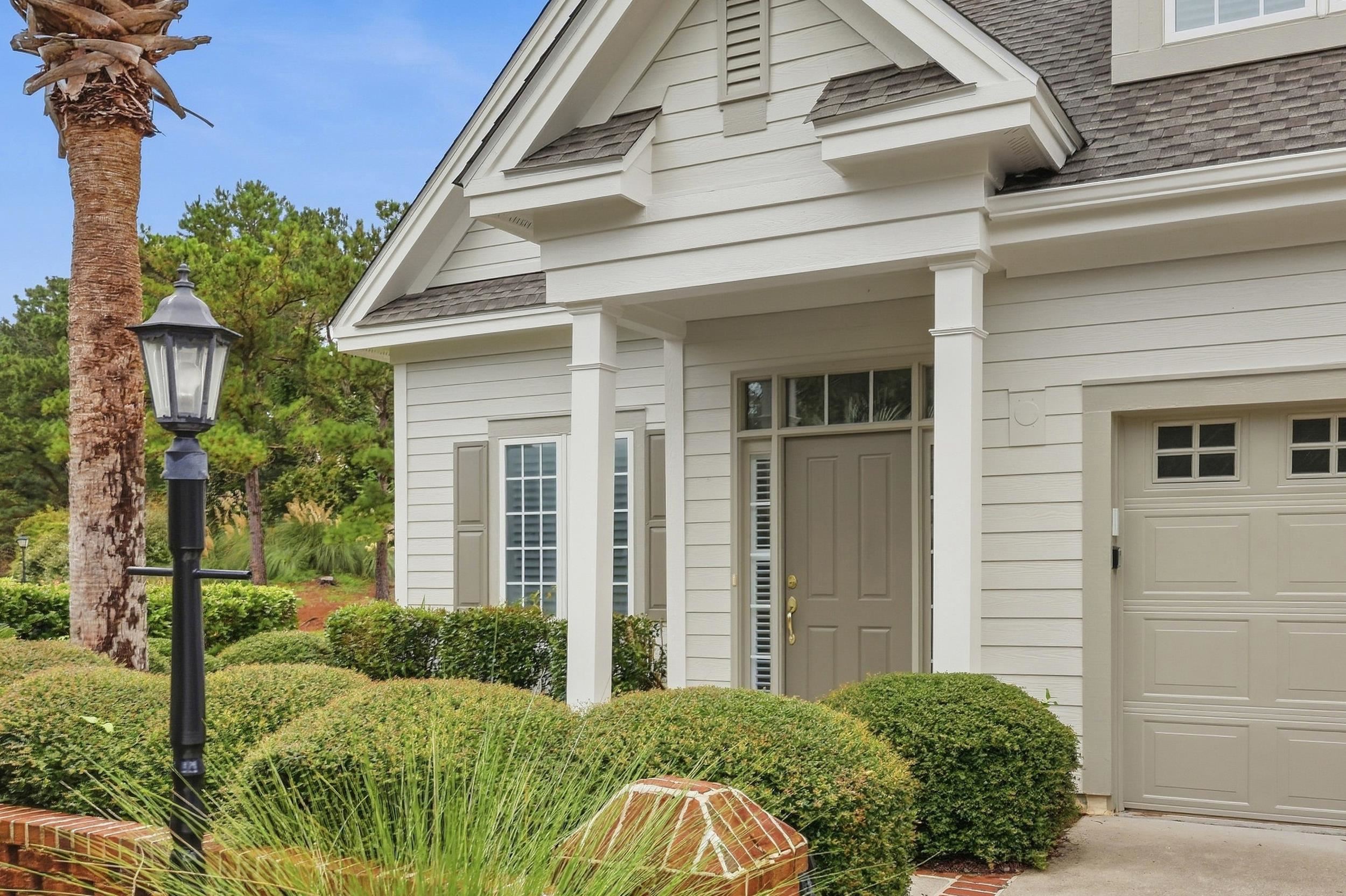 42 Courtyard Circle Property Photo 6