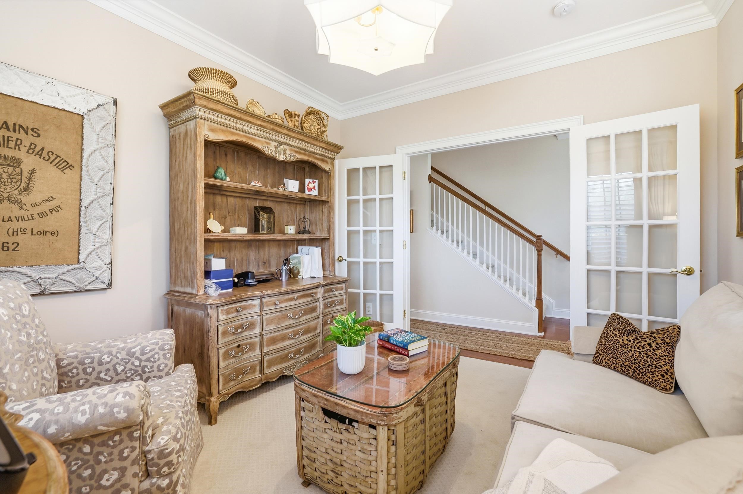 42 Courtyard Circle Property Photo 8