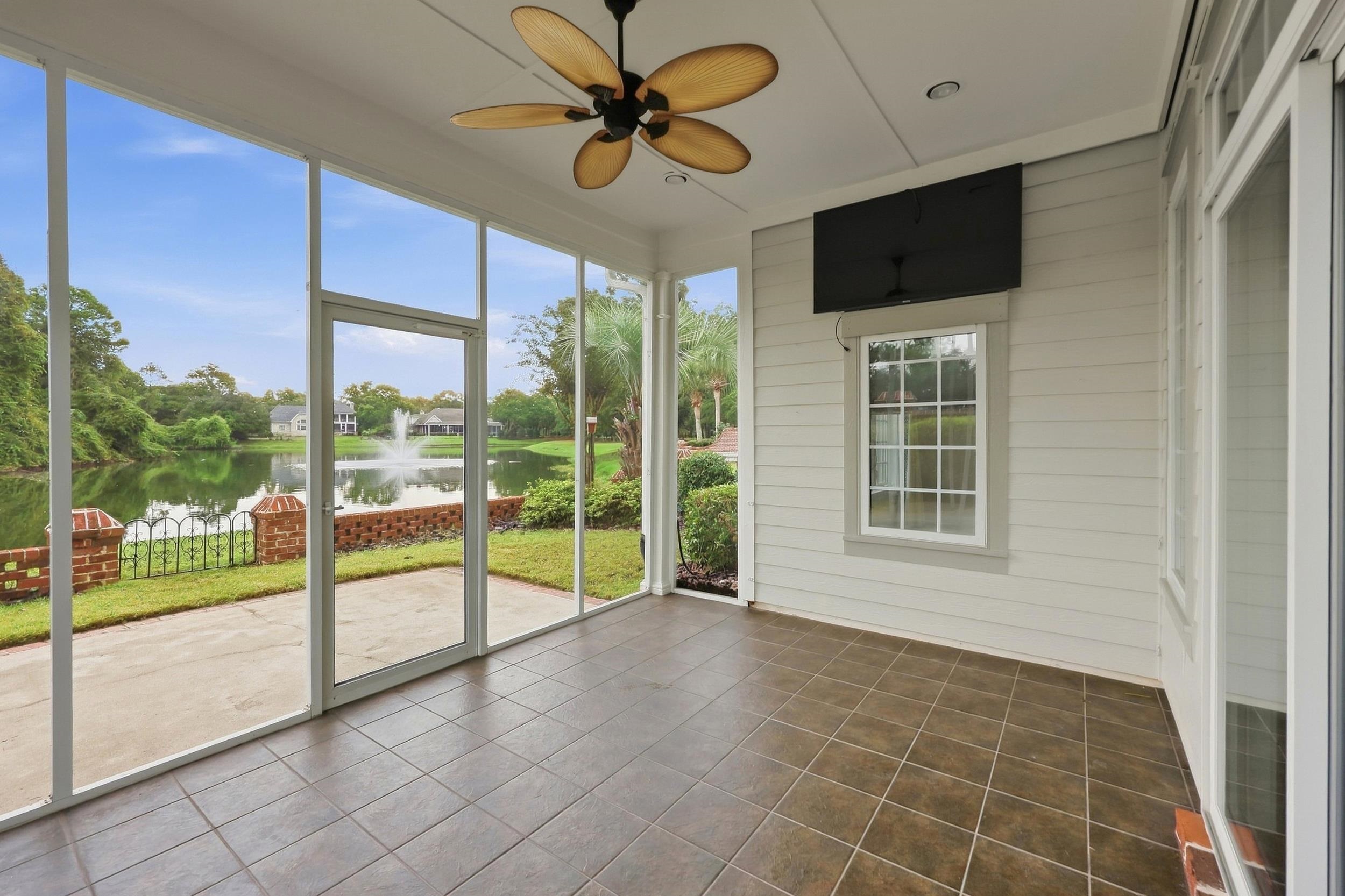 42 Courtyard Circle Property Photo 37