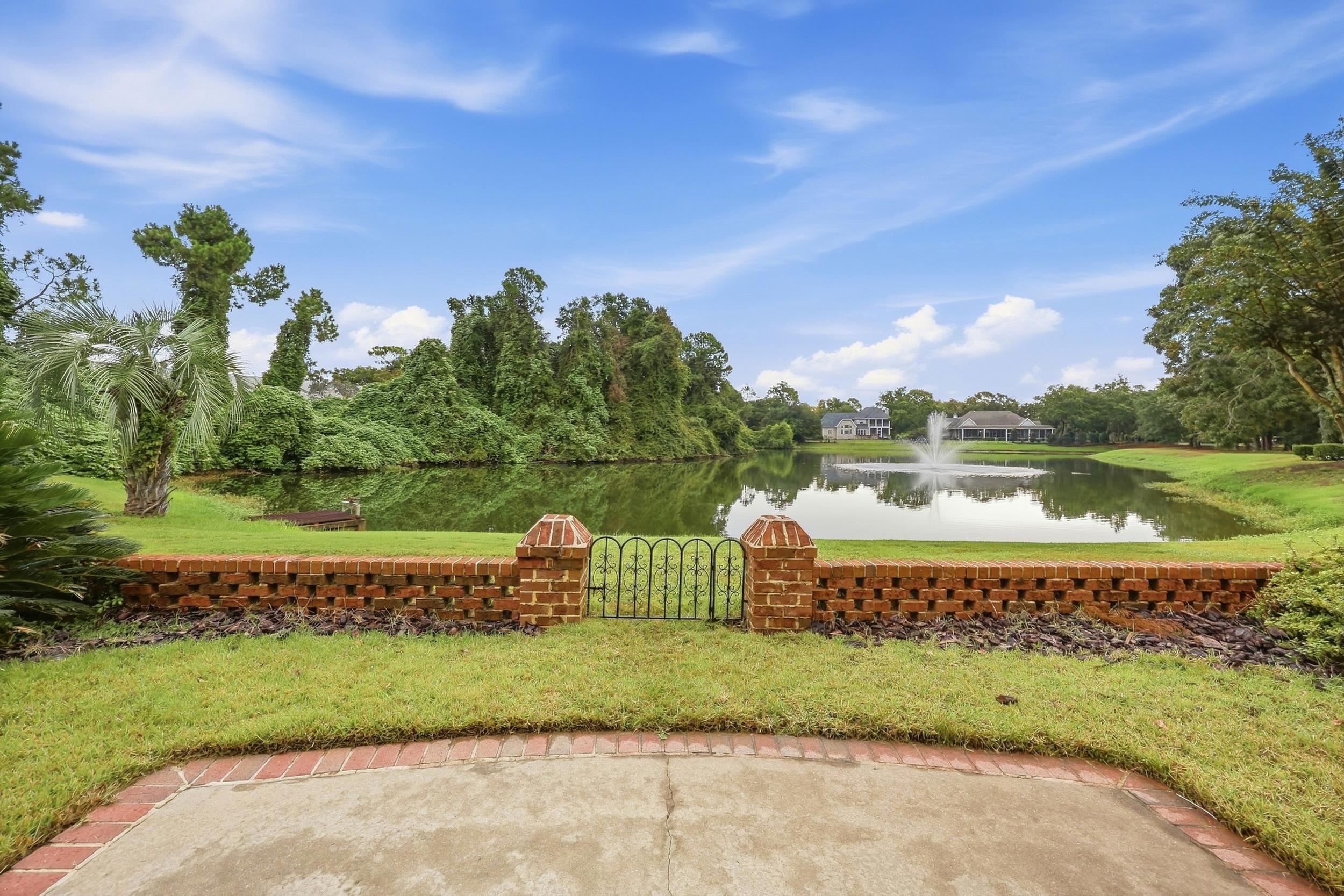 42 Courtyard Circle Property Photo 41