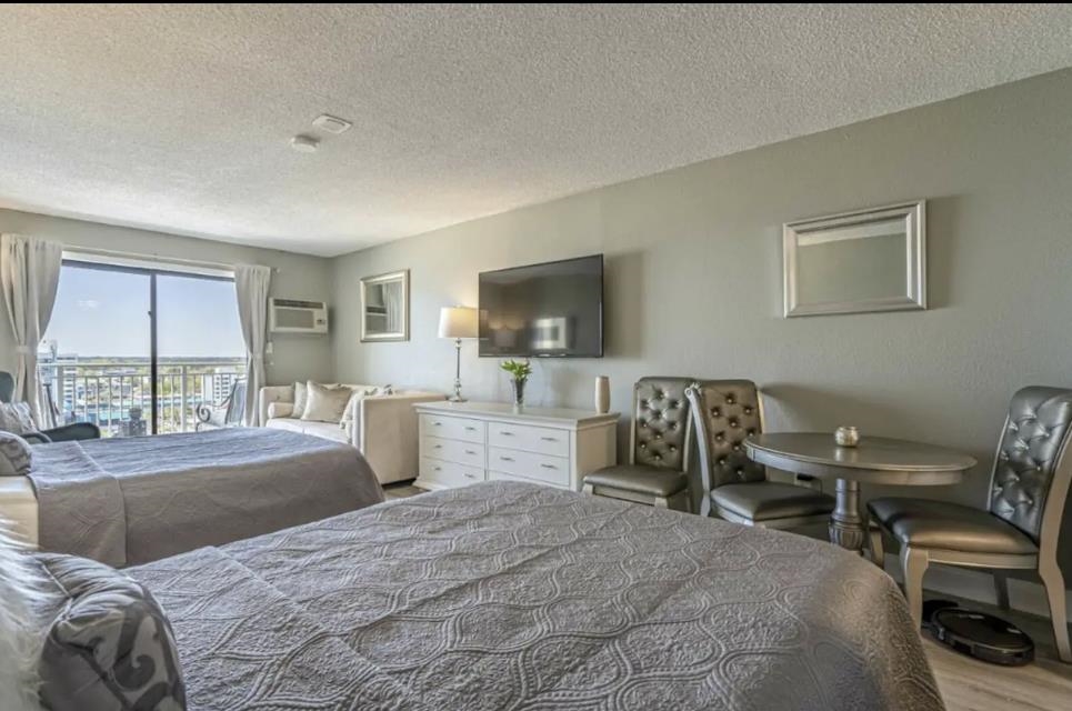 1207 S Ocean Blvd. Property Photo 4