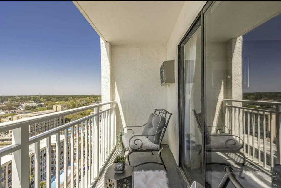 1207 S Ocean Blvd. Property Photo 15