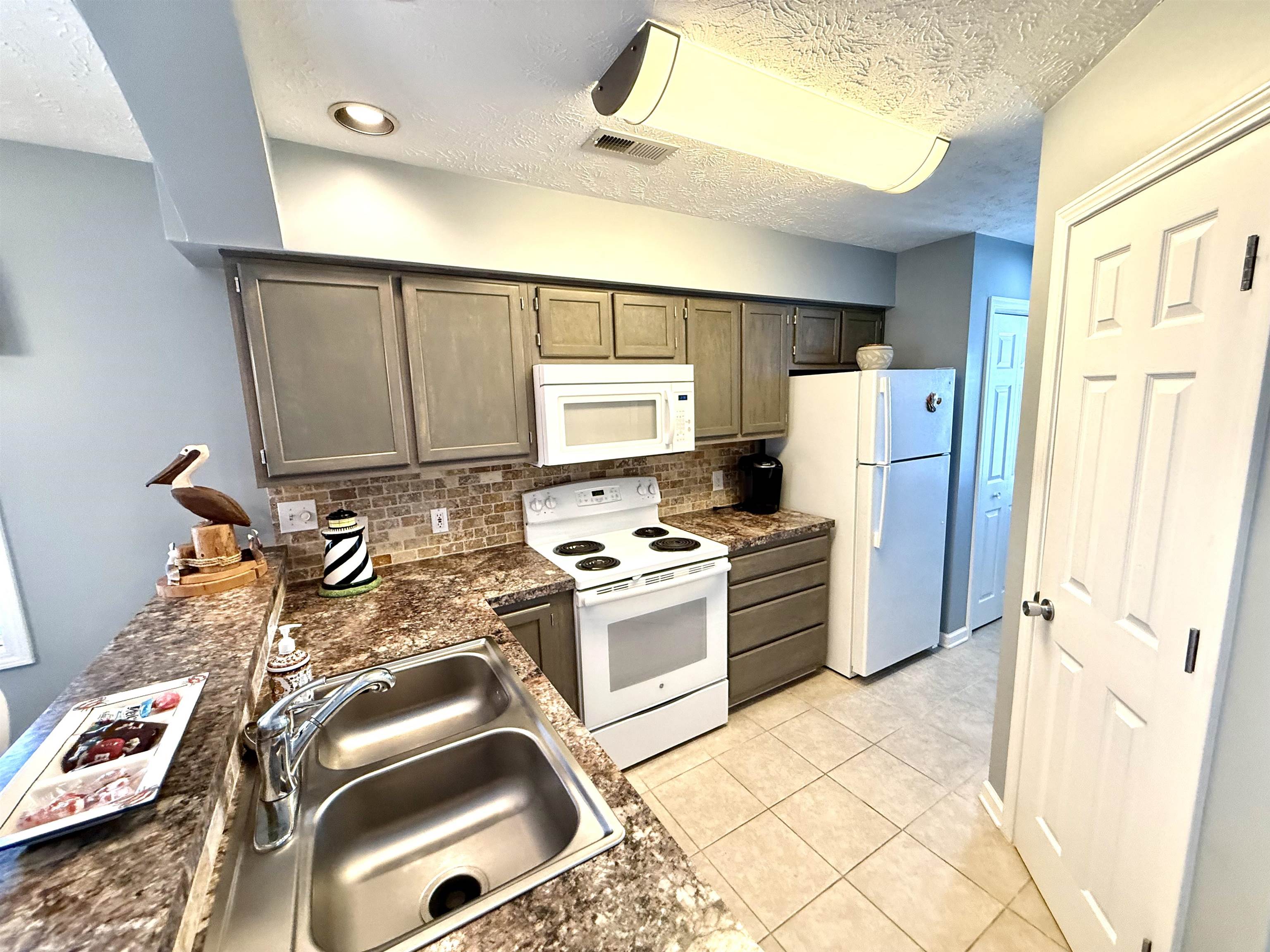 4470 Coquina Harbour Dr. Property Photo 17