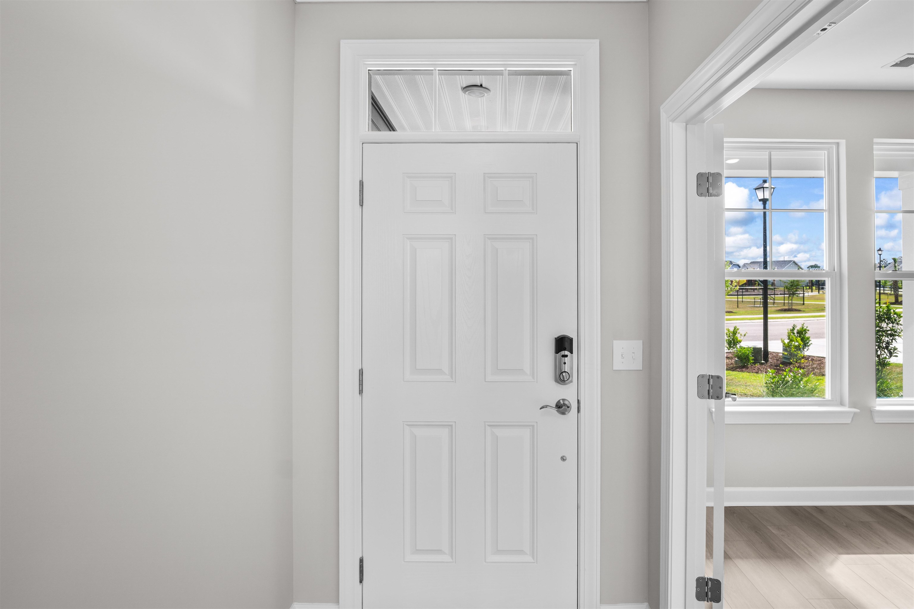 508 Banna Arch Loop Property Photo 5