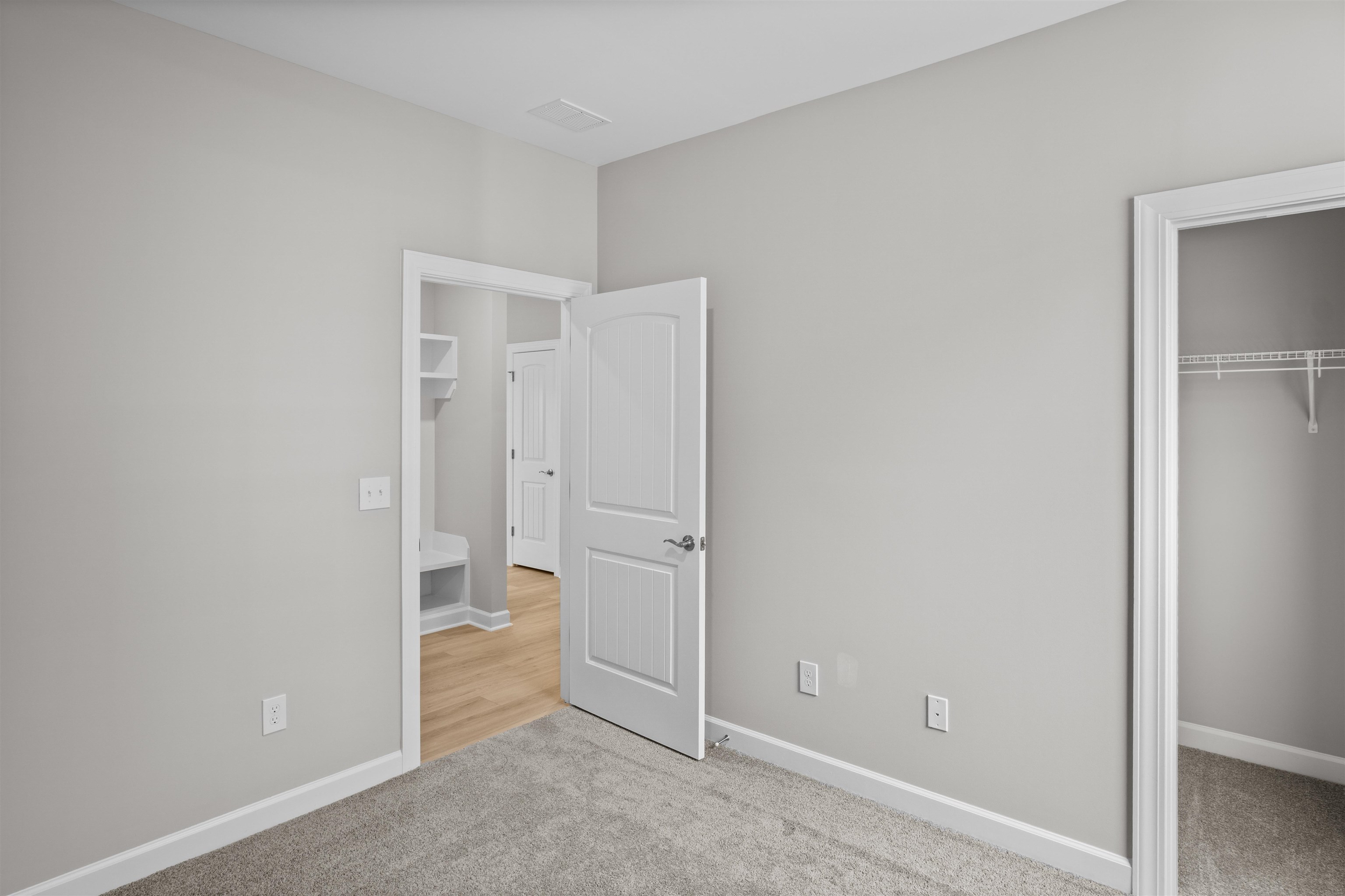 508 Banna Arch Loop Property Photo 17