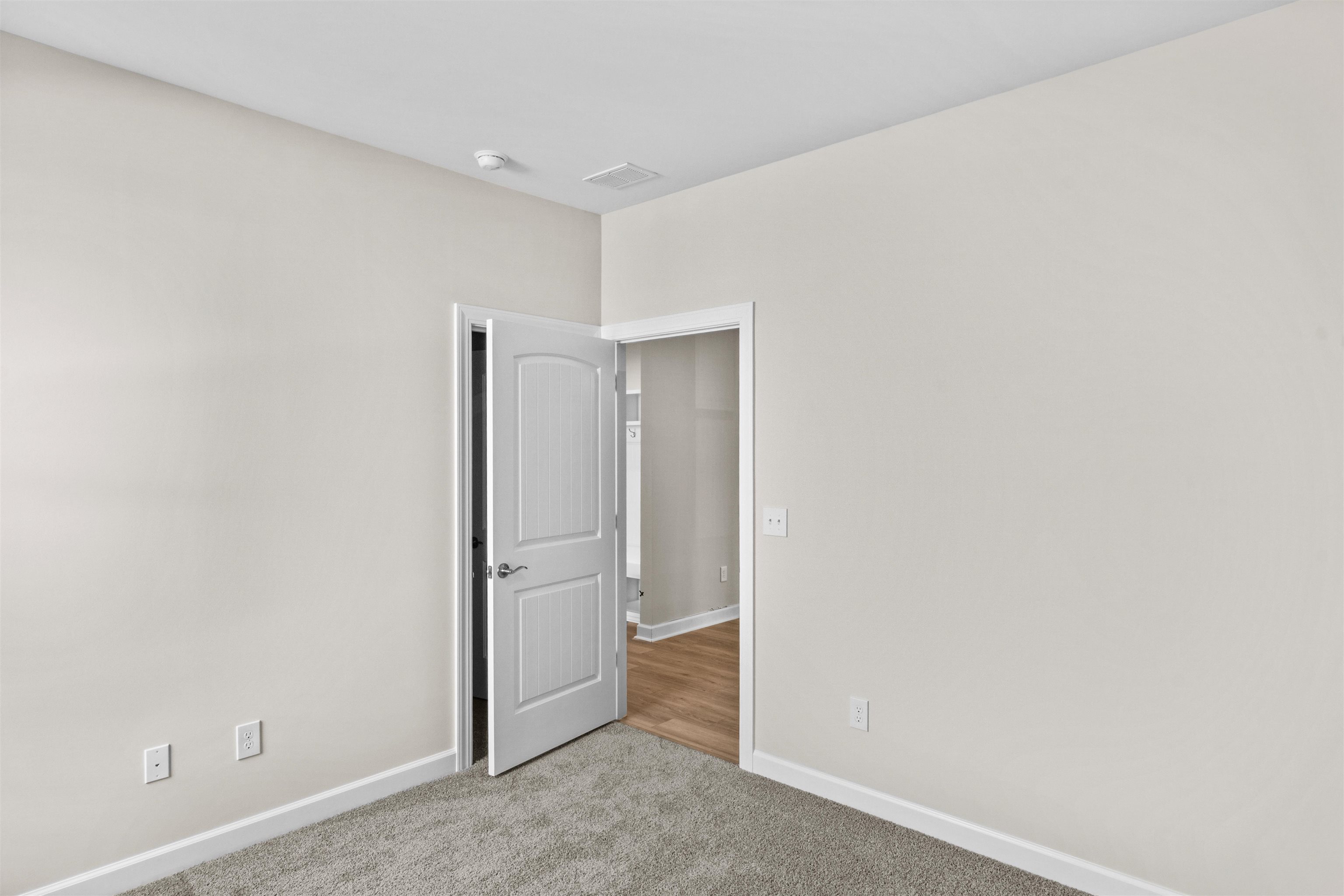 508 Banna Arch Loop Property Photo 25