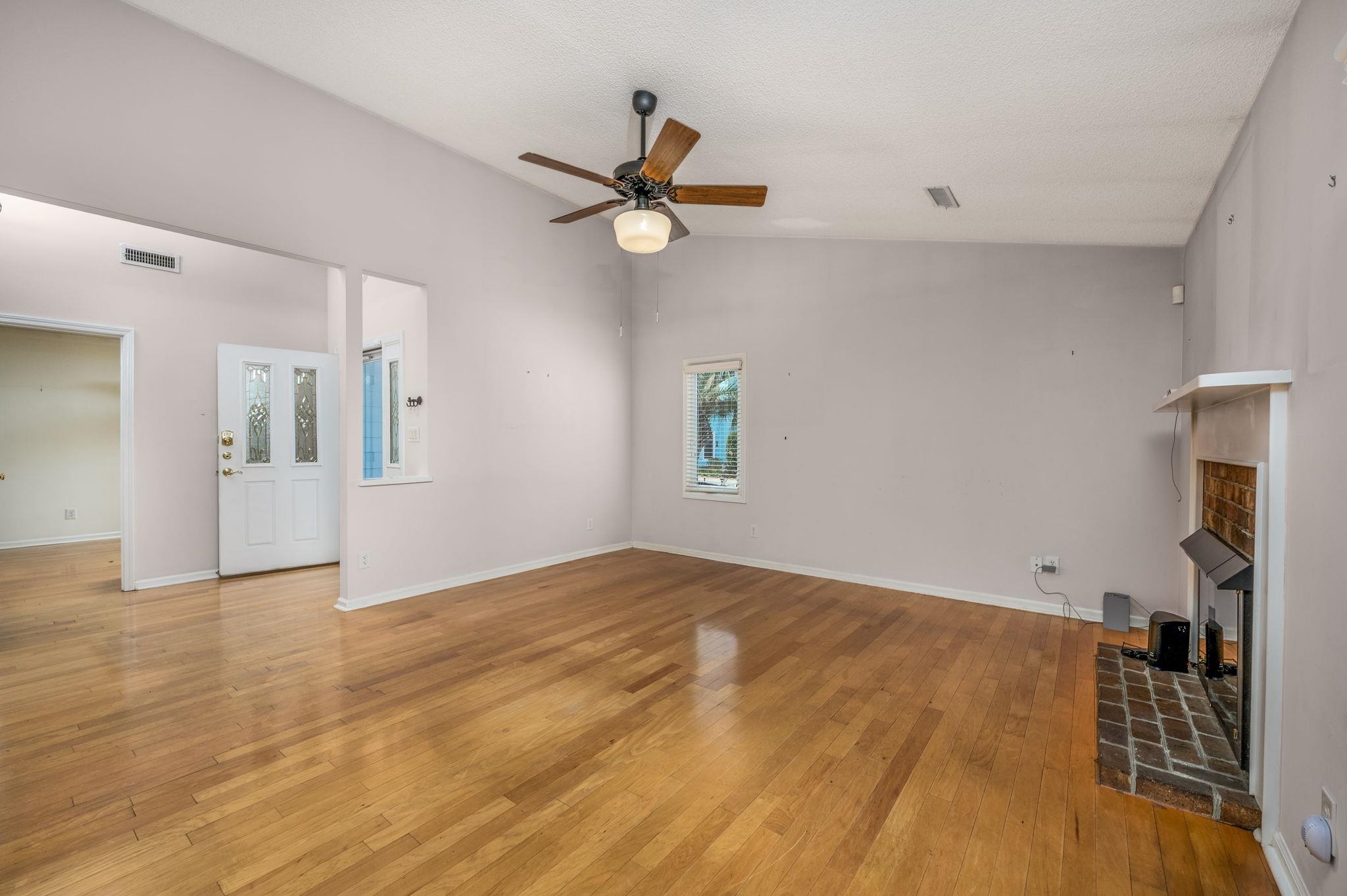 128 Dogwood Pl. Property Photo 6