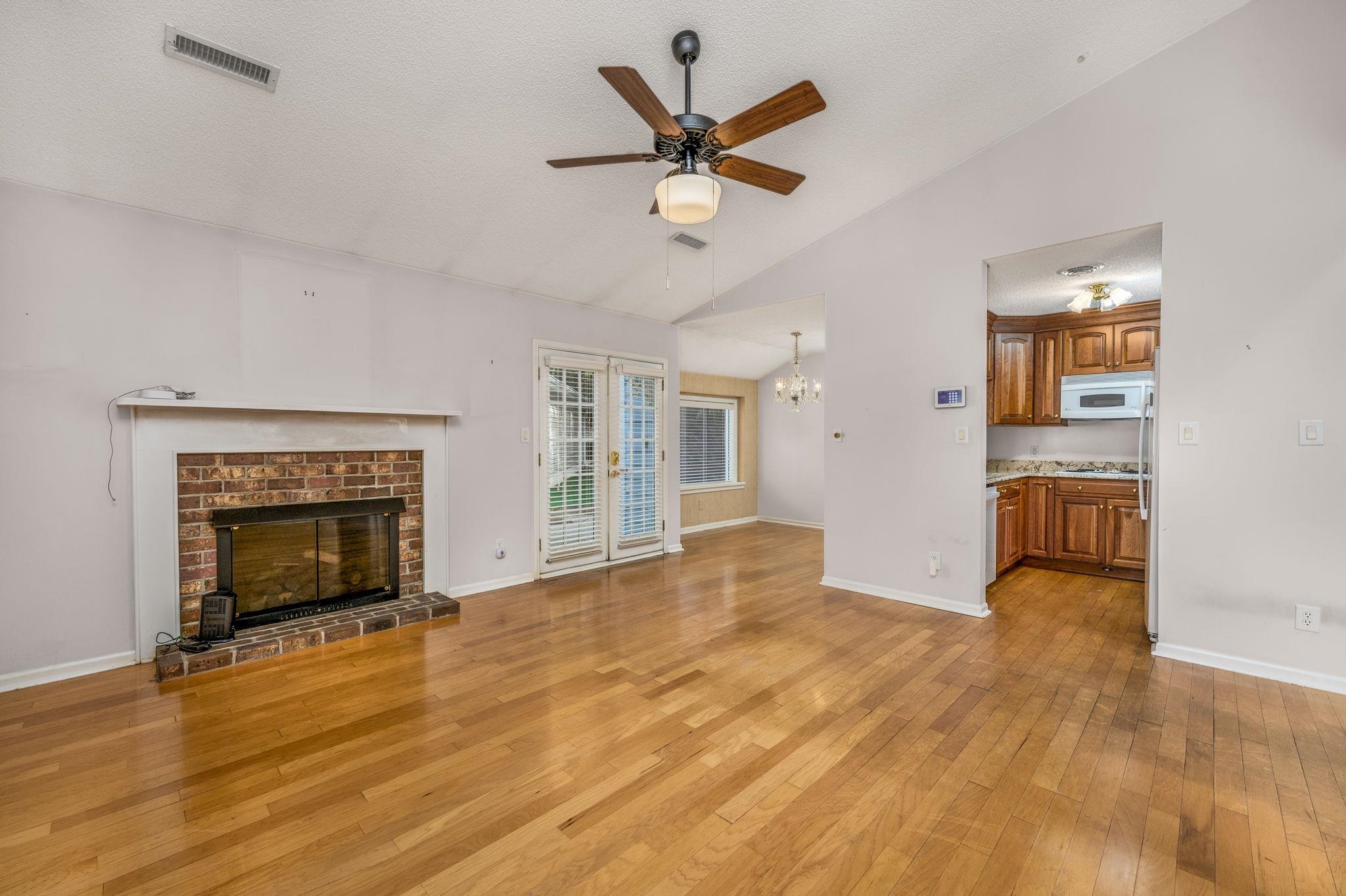 128 Dogwood Pl. Property Photo 7