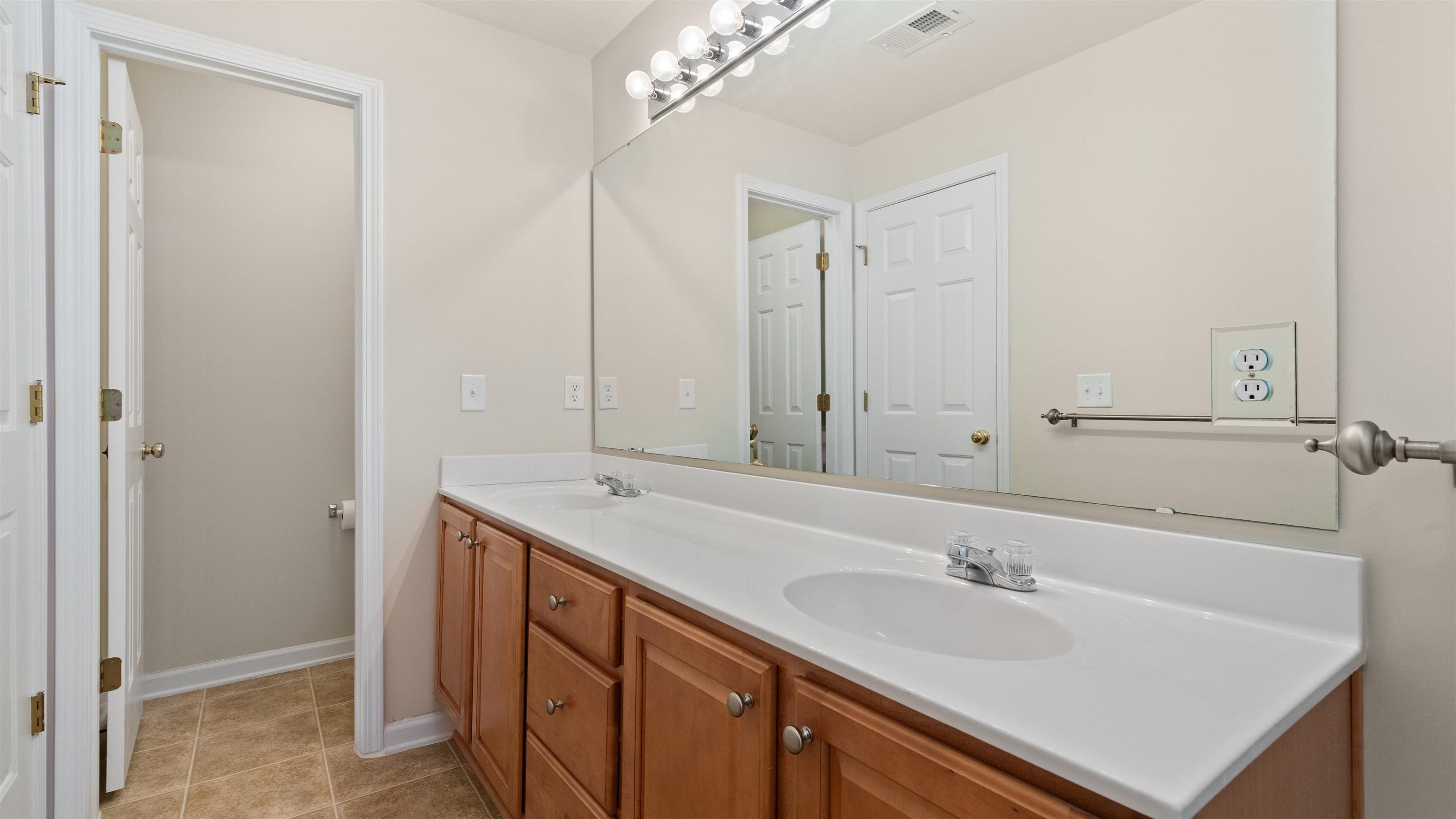 115 Veranda Way Property Photo 24