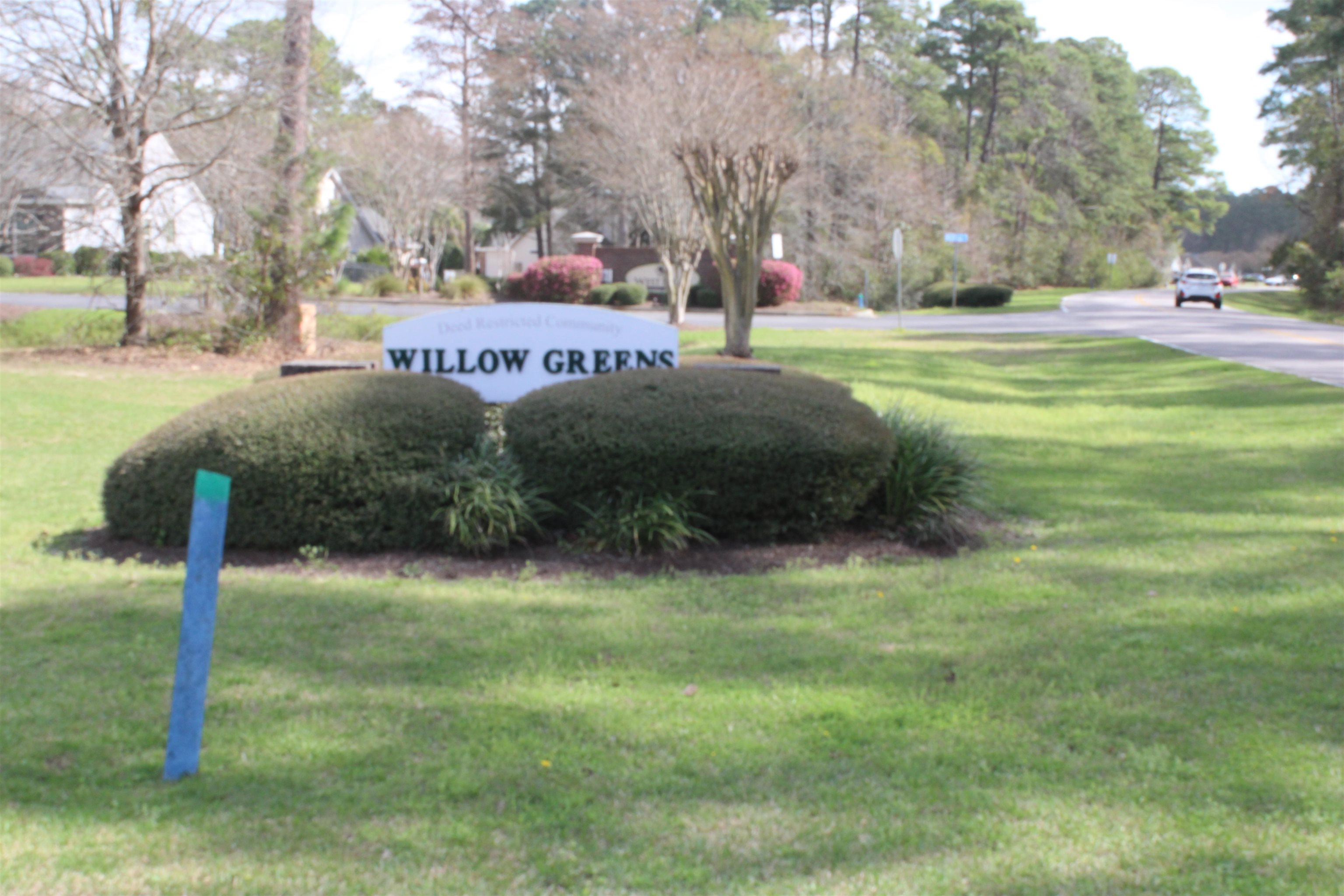 195-d Willow Greens Dr. Property Photo 4
