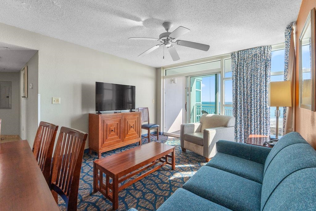 5200 N Ocean Blvd. Property Photo 9