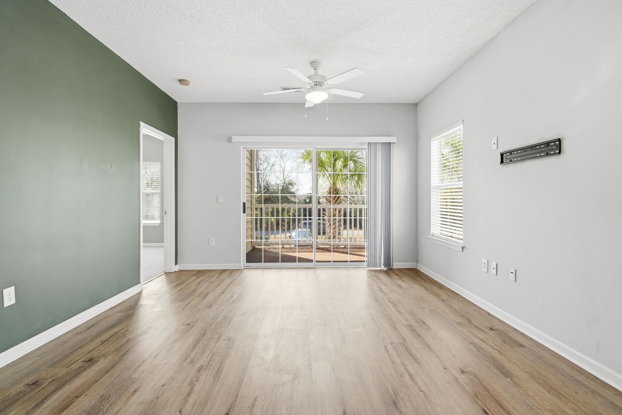 2020 Cross Gate Blvd Property Photo 12