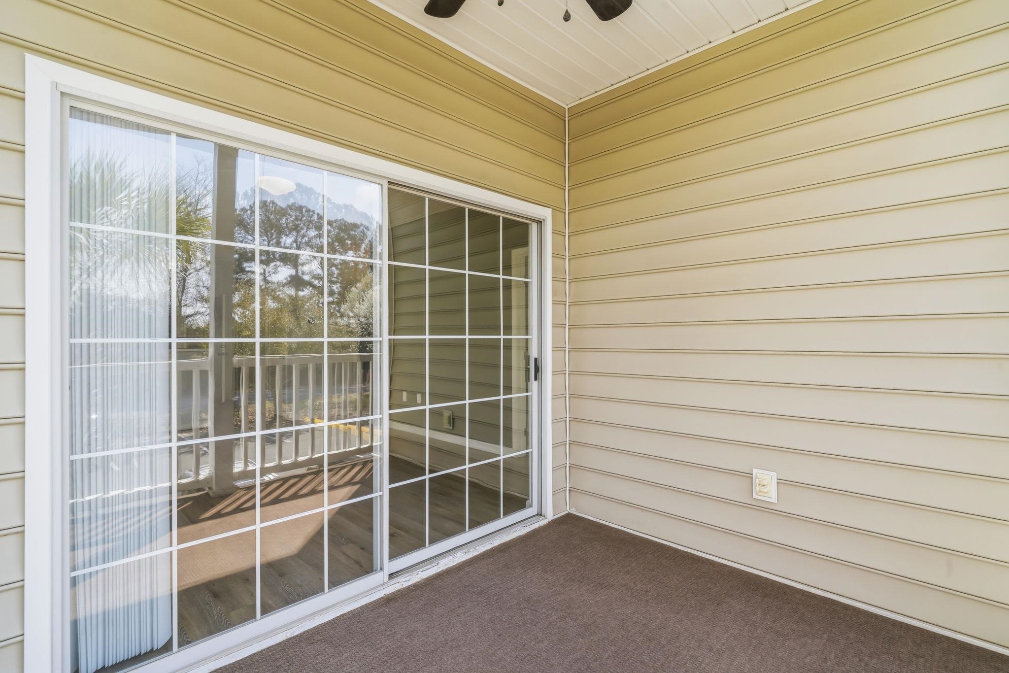 2020 Cross Gate Blvd Property Photo 18