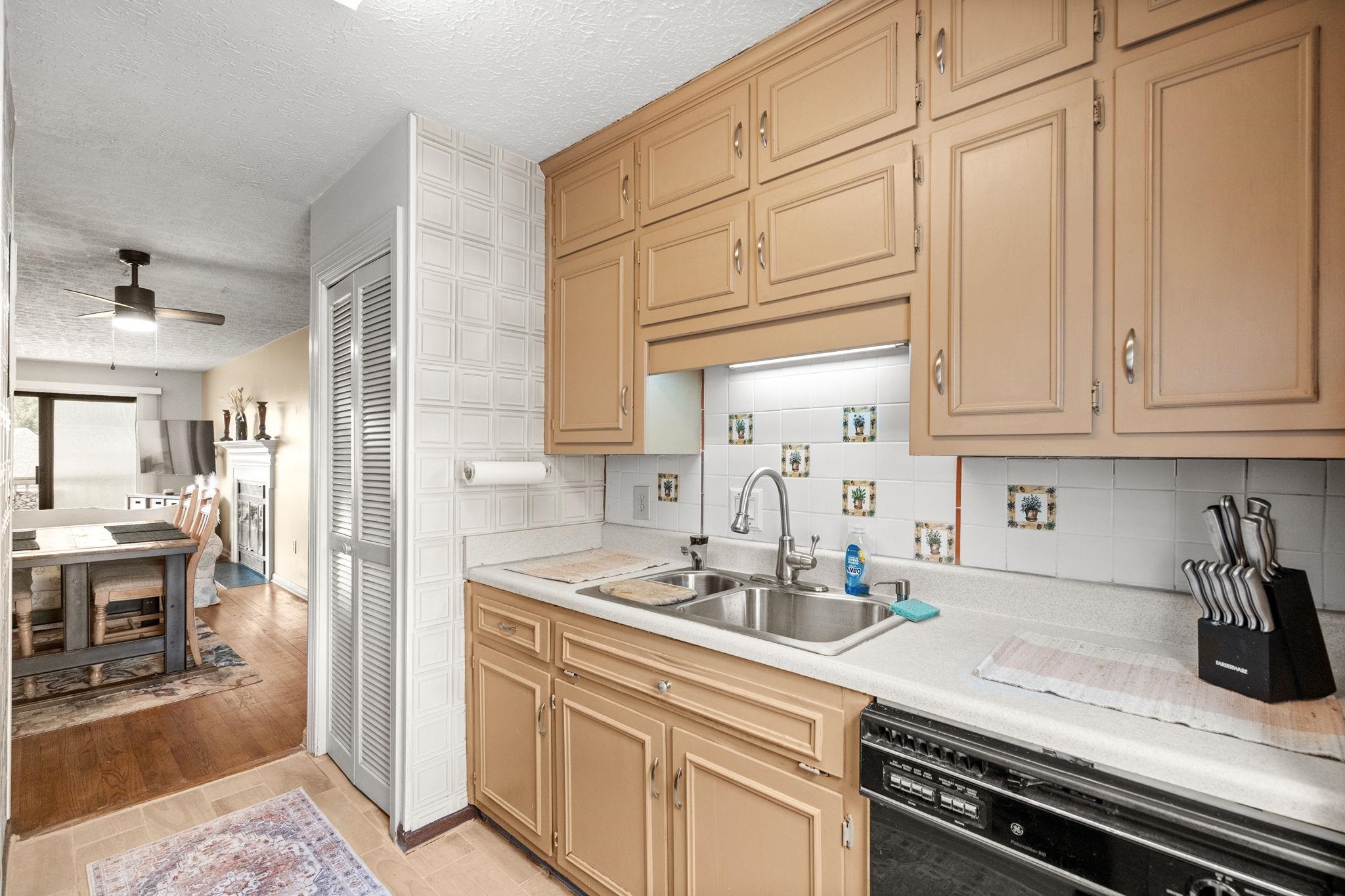 3015 Old Bryan Dr. Property Photo 16