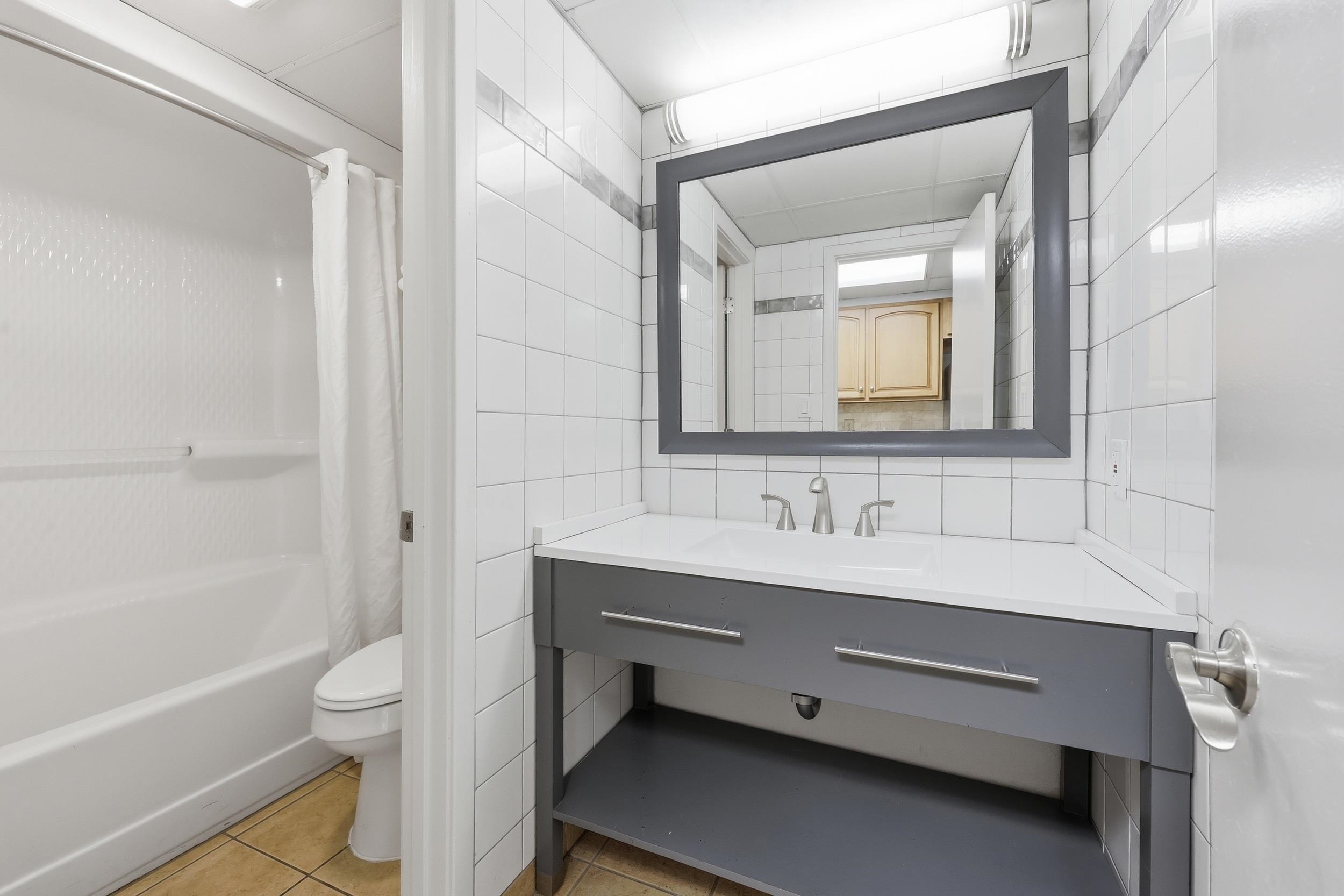 2401 S Ocean Blvd. Property Photo 11