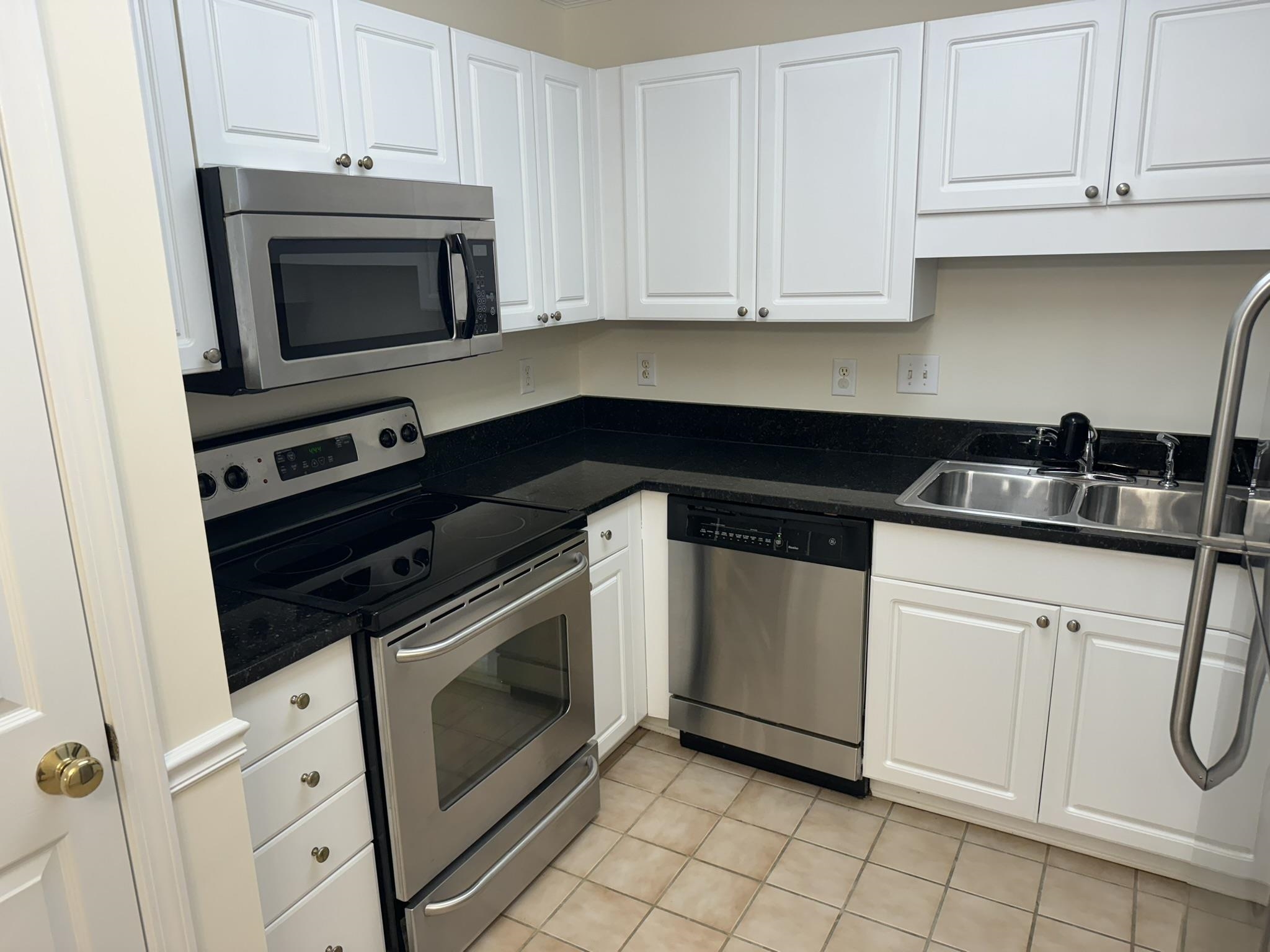 9730 Leyland Dr. Property Photo 4
