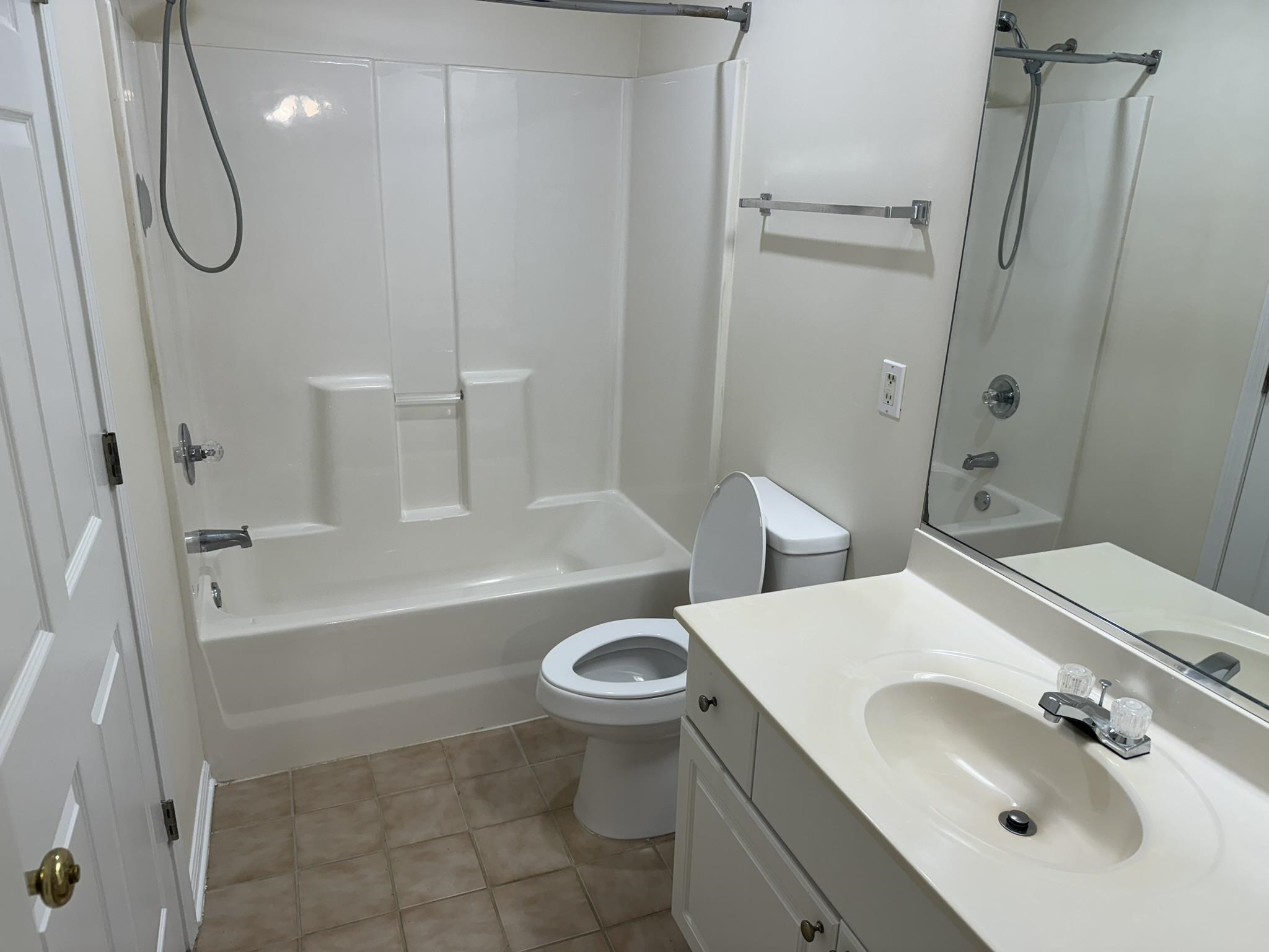 9730 Leyland Dr. Property Photo 10