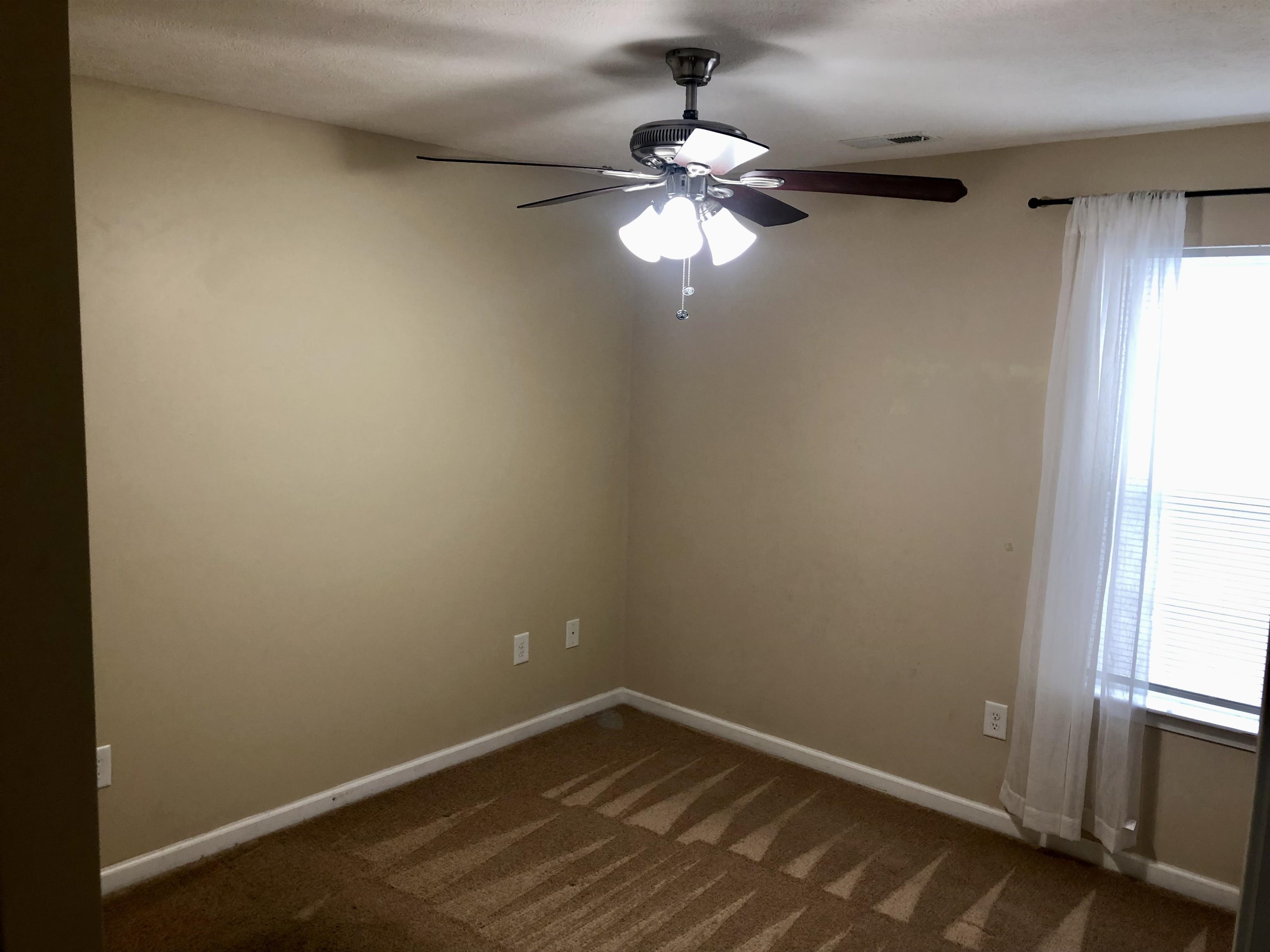 338 Hidden Ct. Property Photo 14