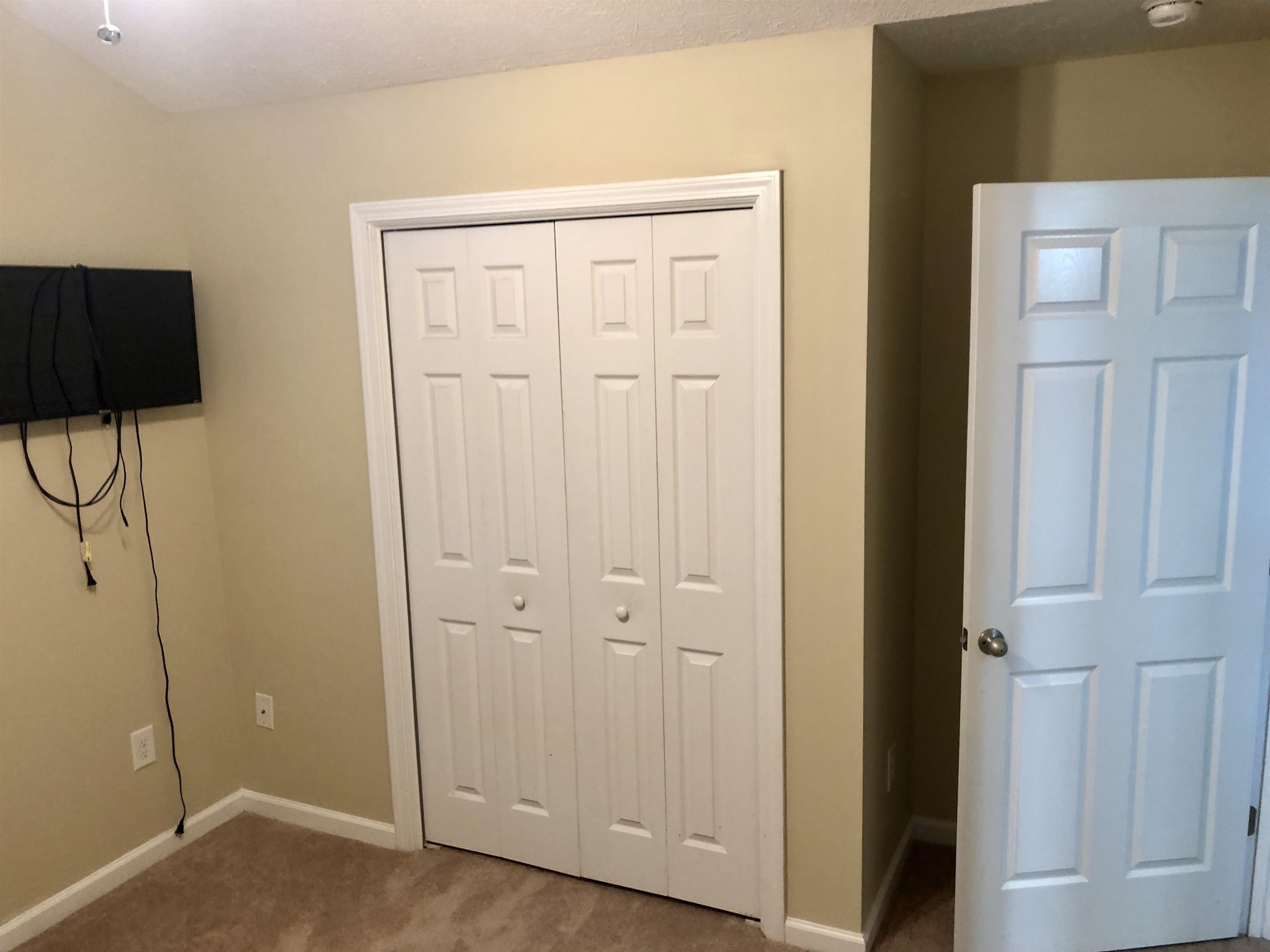 338 Hidden Ct. Property Photo 17