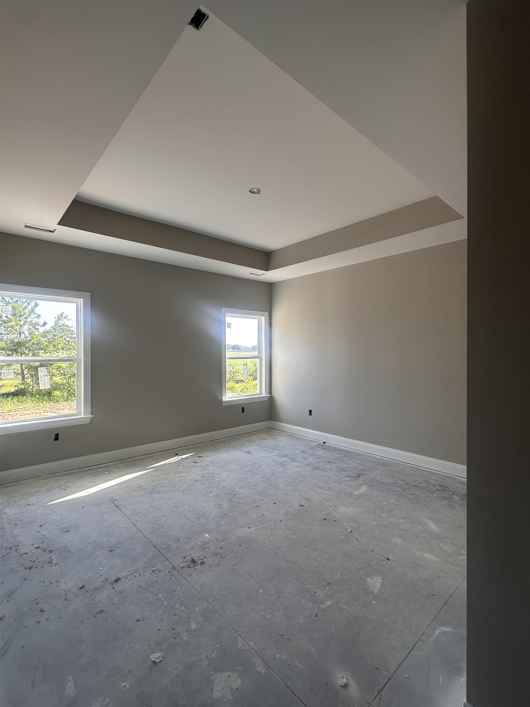 905 Ash St. Property Photo 5
