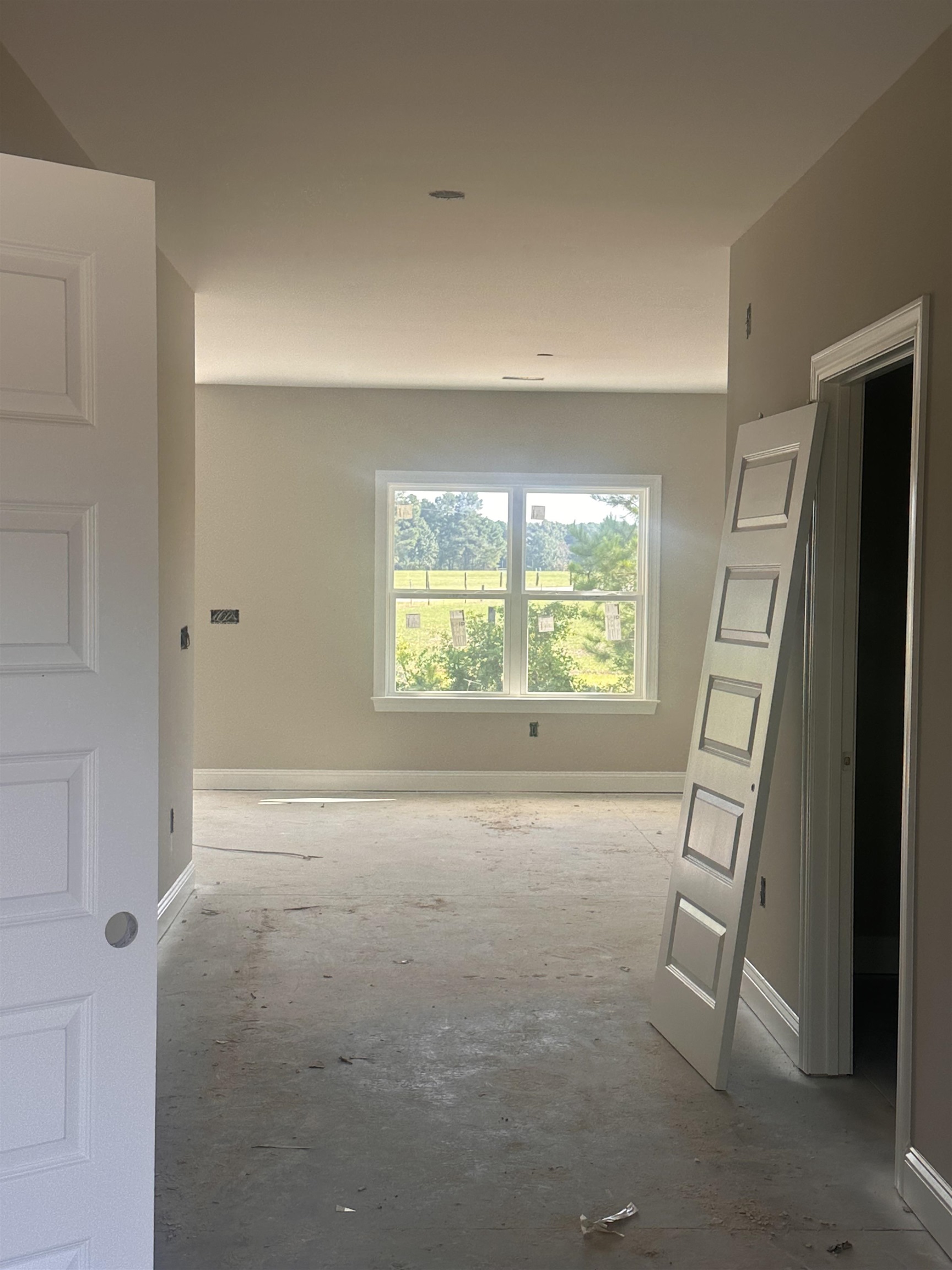 905 Ash St. Property Photo 11