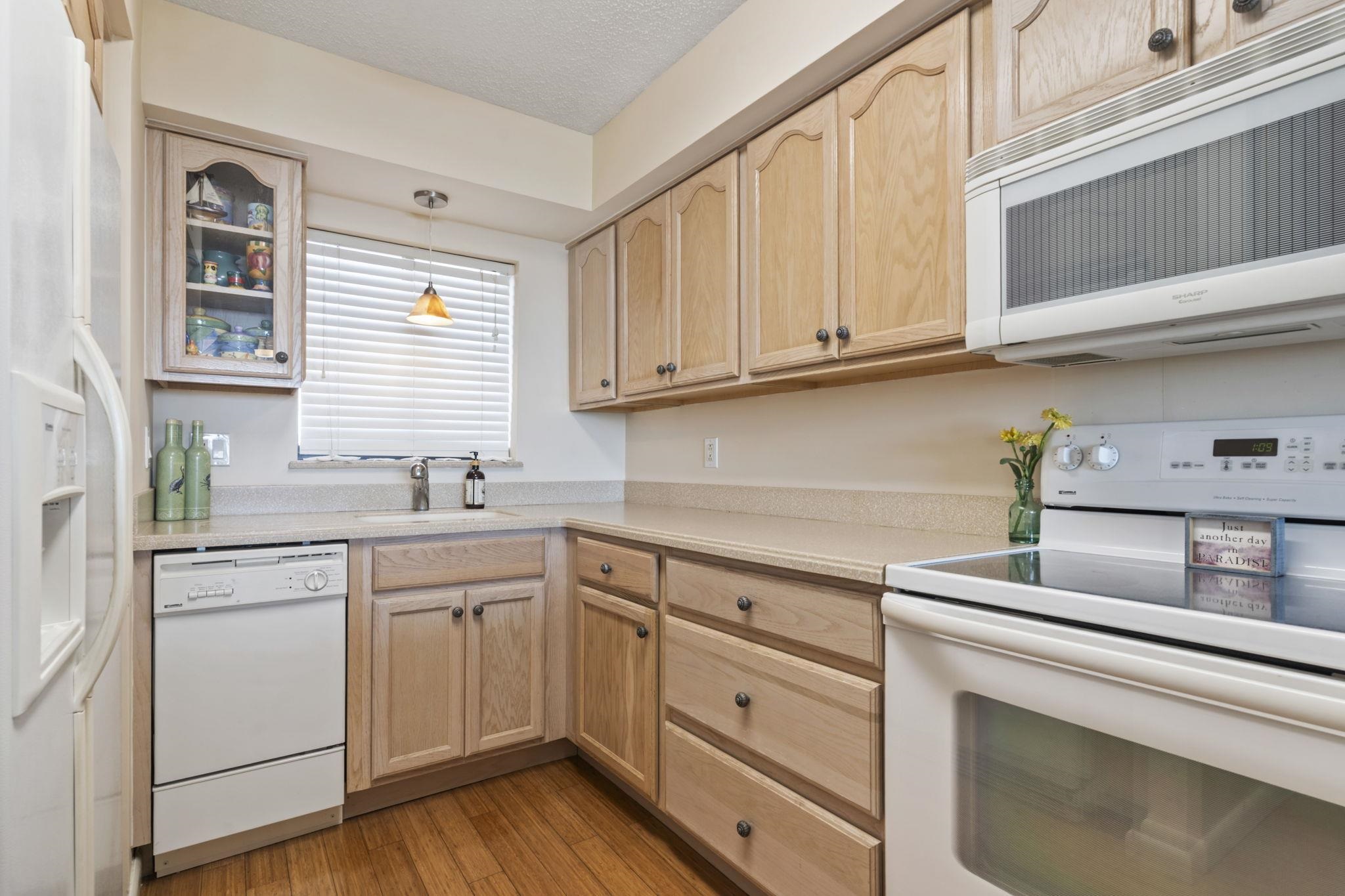 4719 S Ocean Blvd. Property Photo 9