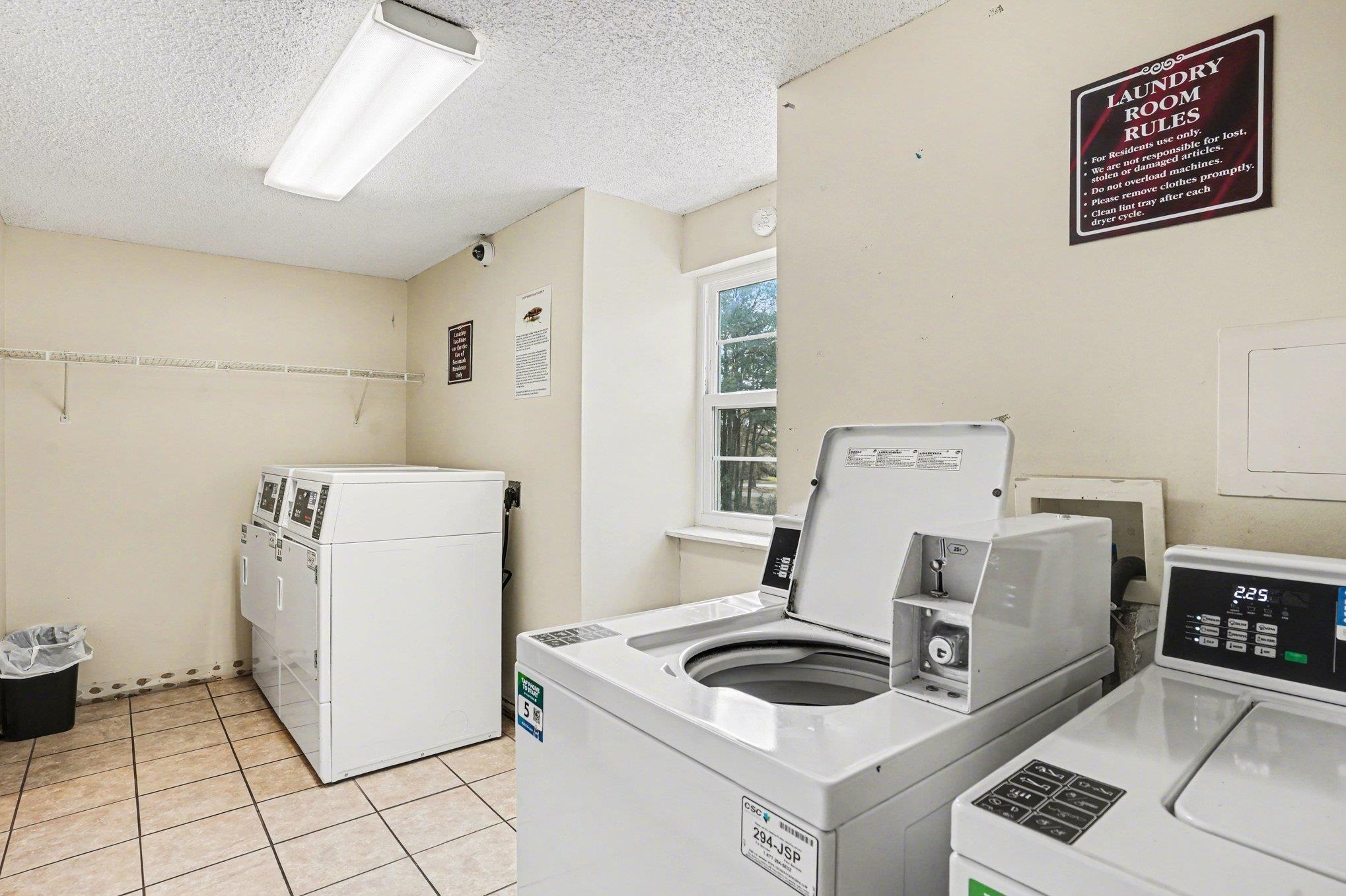6850 Blue Heron Blvd. Property Photo 15