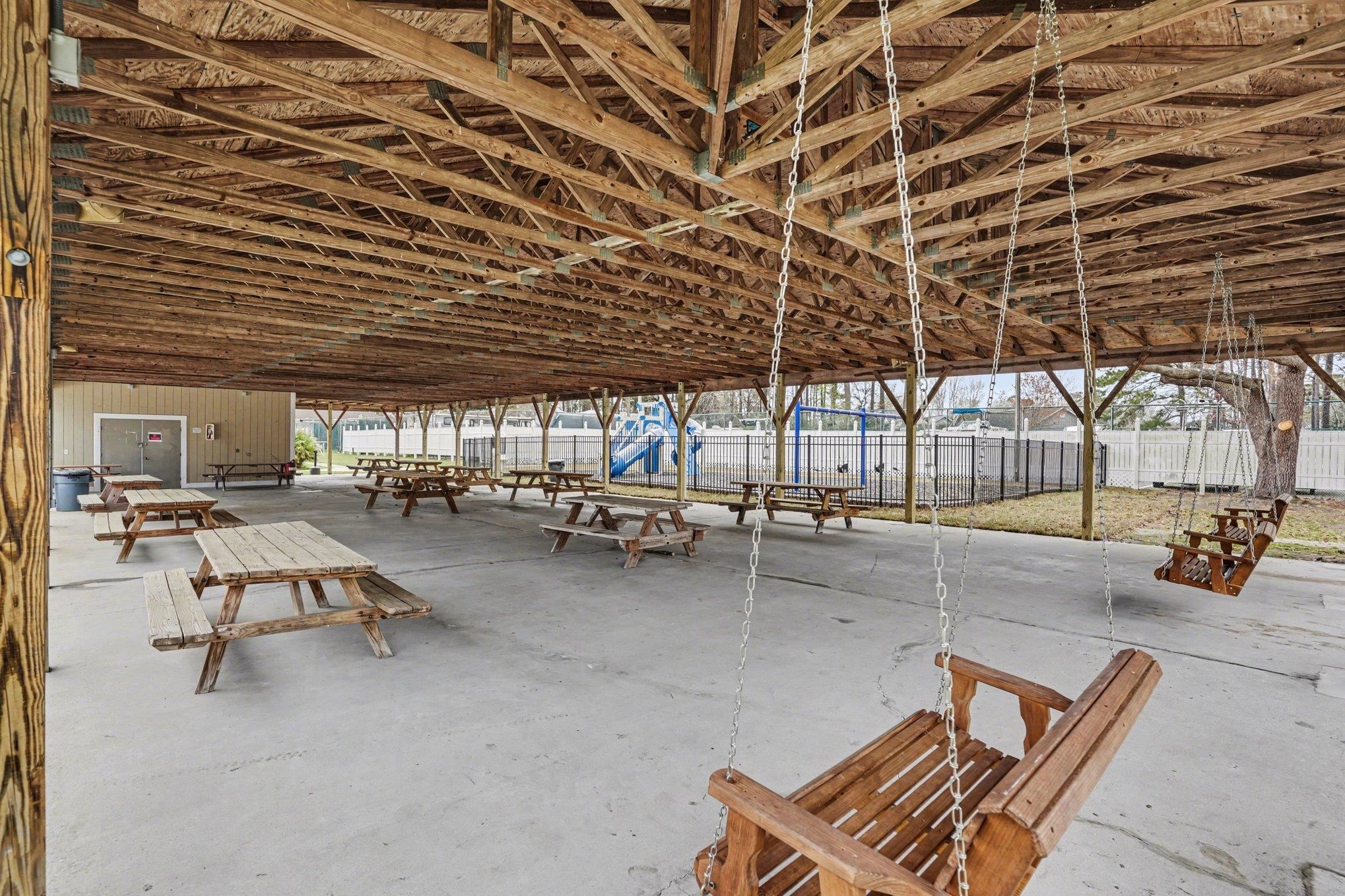 6850 Blue Heron Blvd. Property Photo 16