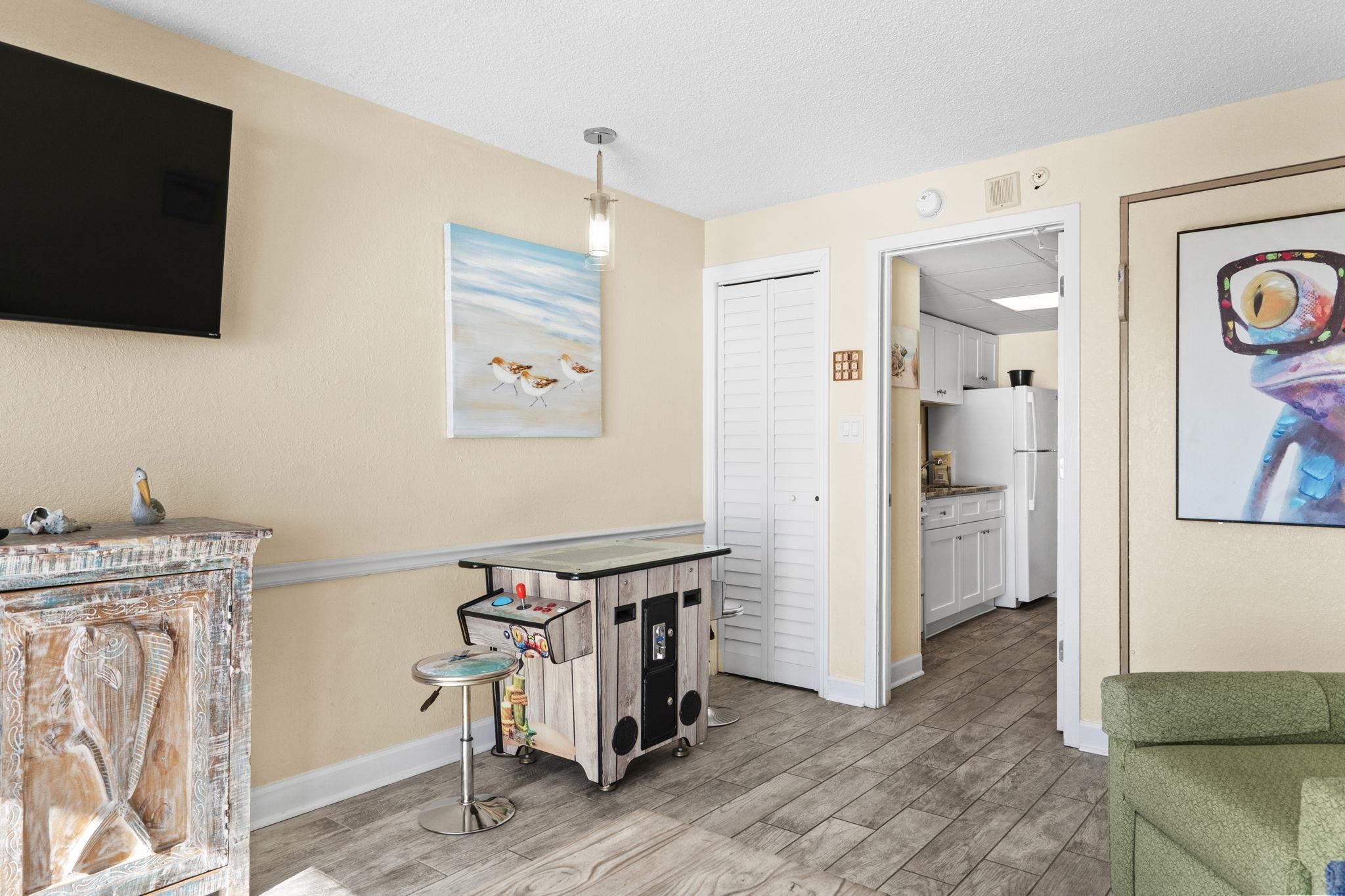 2300 N Ocean Blvd. Property Photo 15