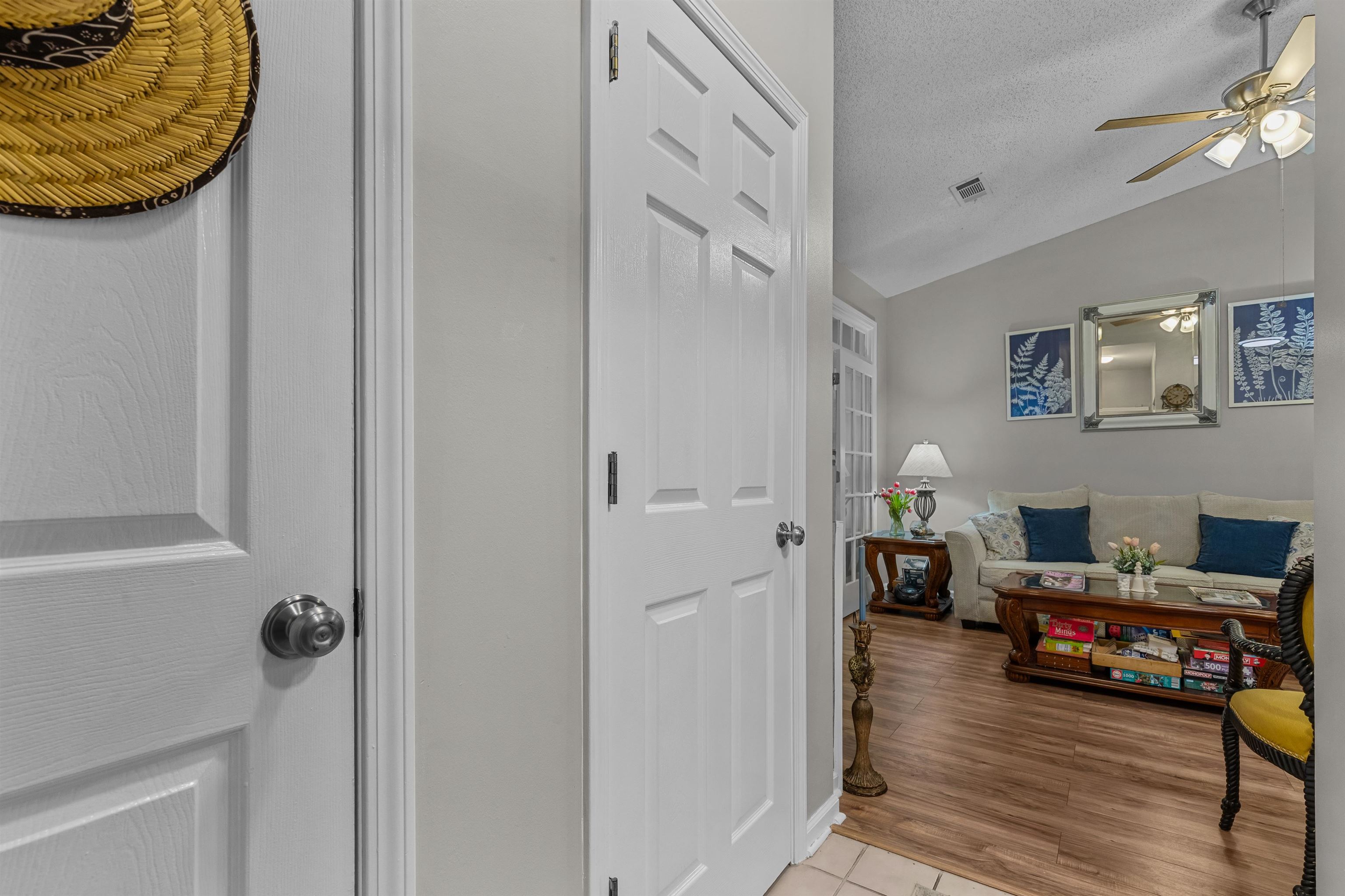 9734 Leyland Dr. Property Photo 3