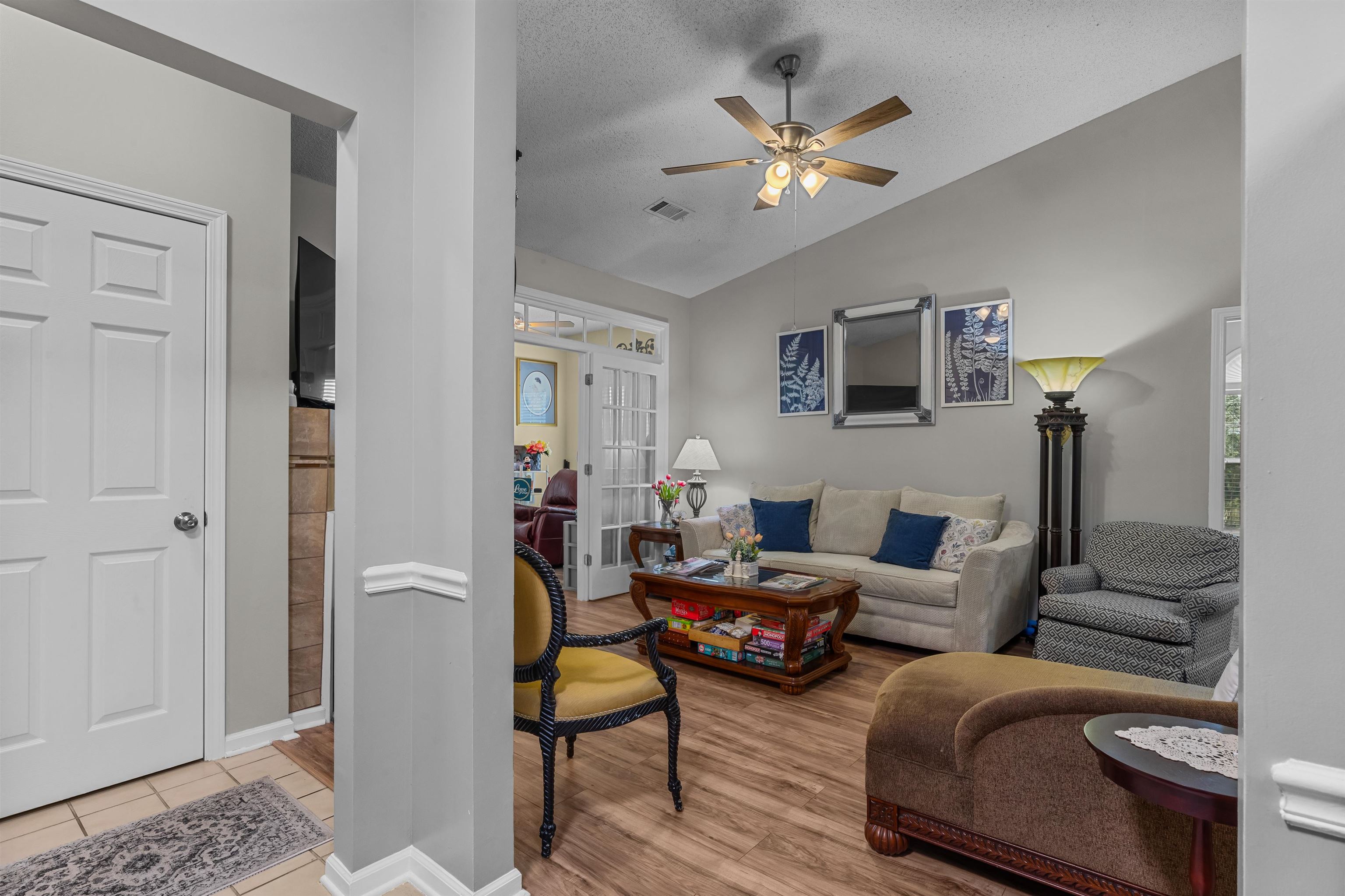 9734 Leyland Dr. Property Photo 10