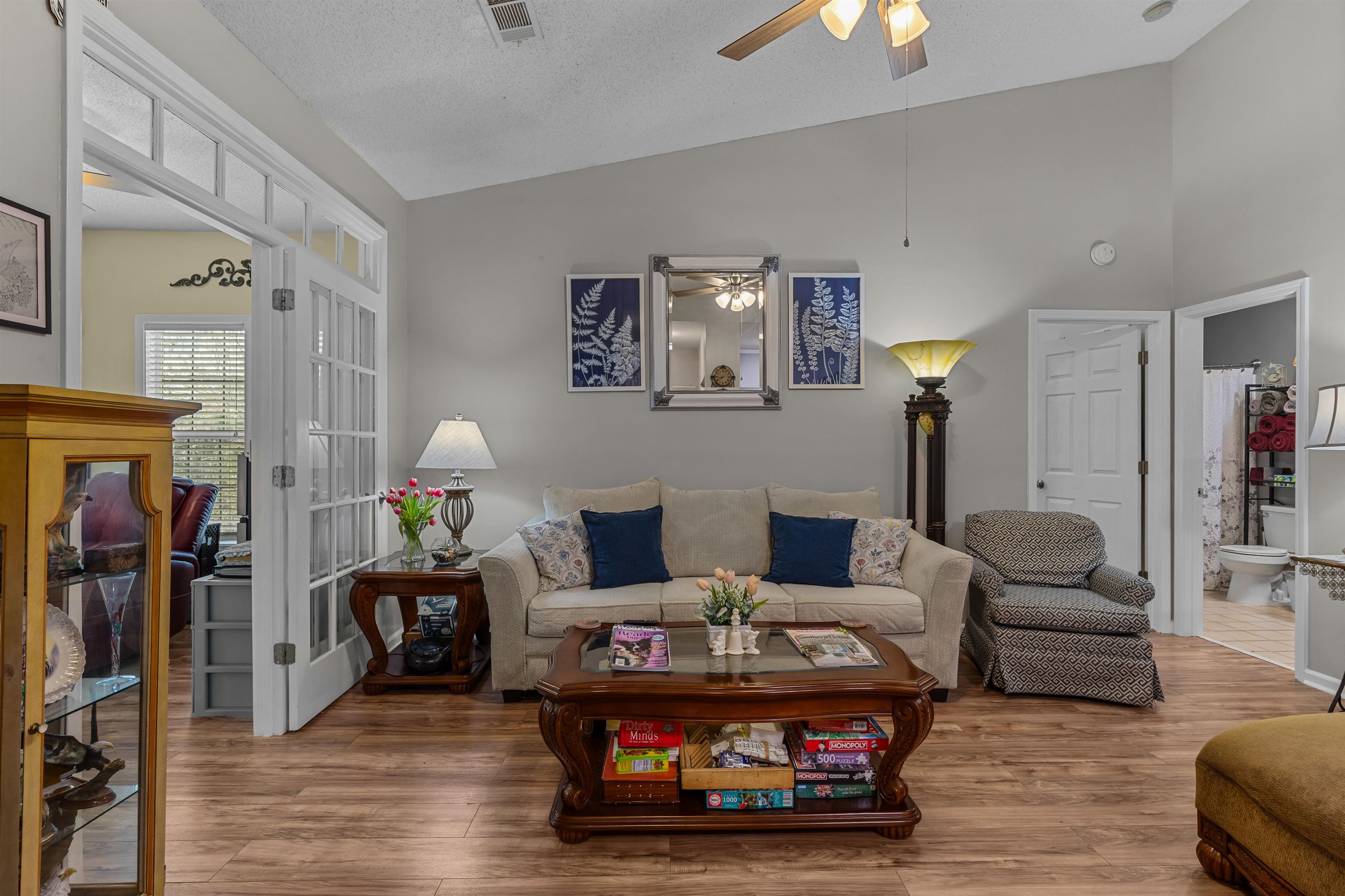 9734 Leyland Dr. Property Photo 11