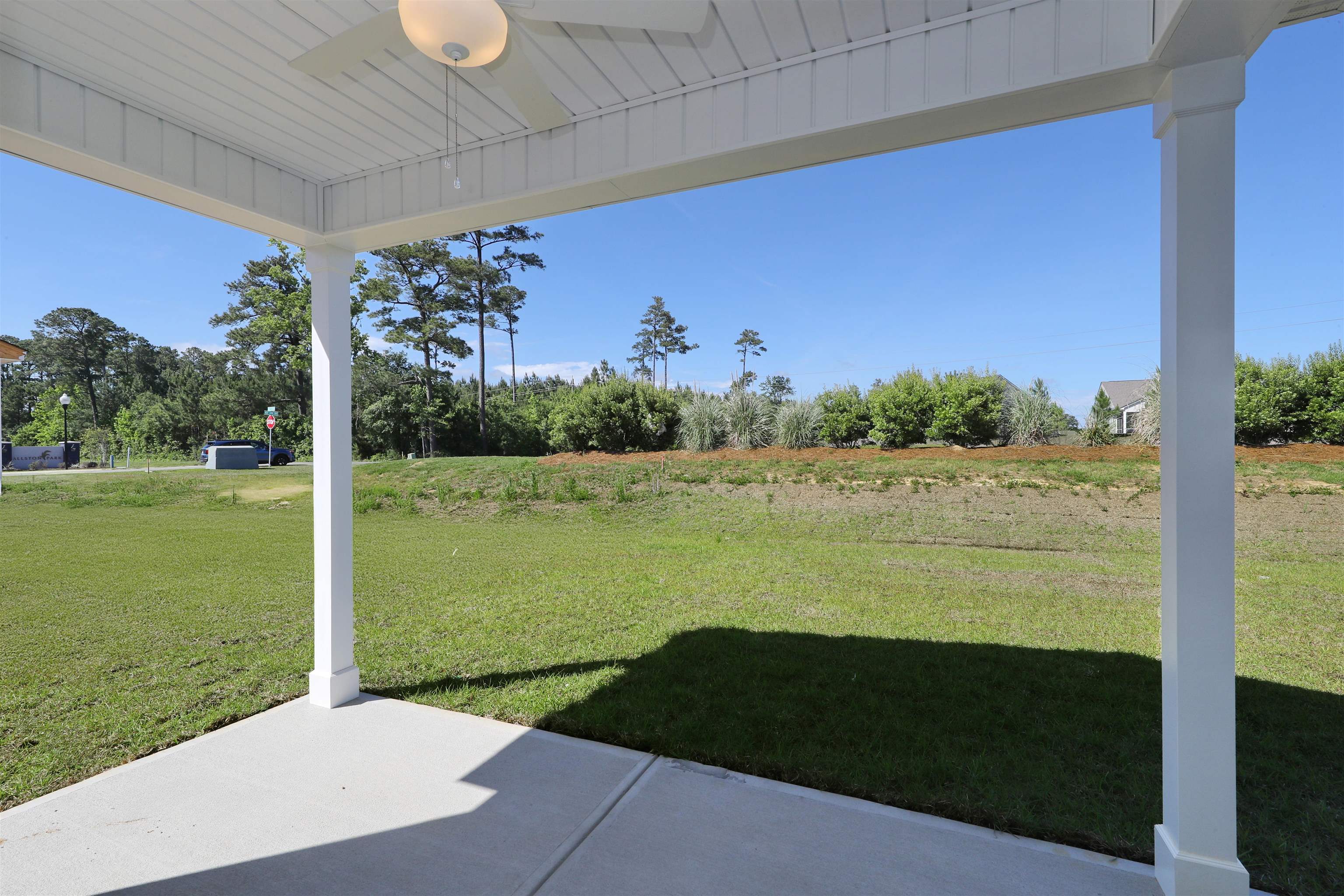 270 Nw Mayflower Dr. Property Photo 28