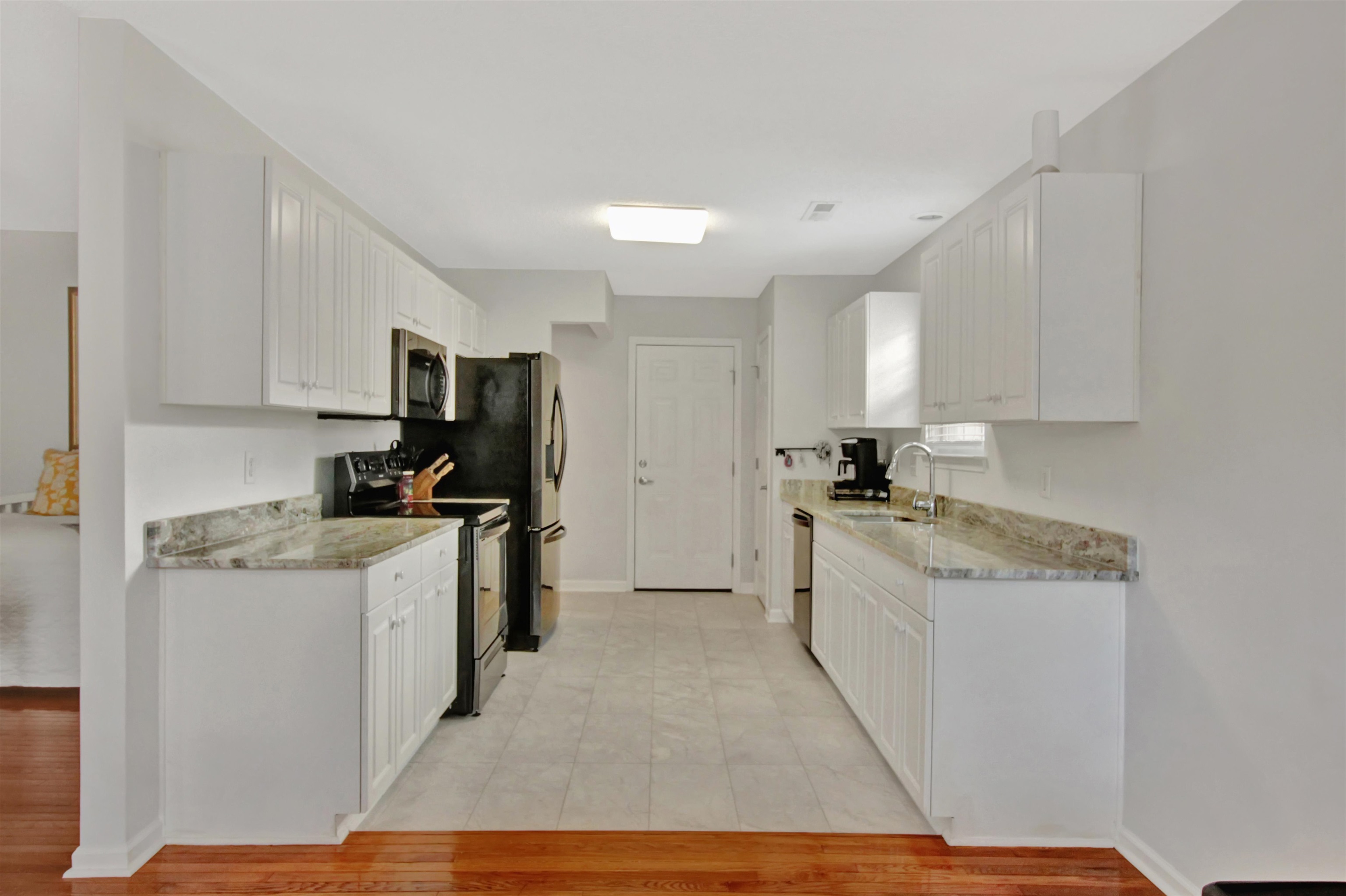 412 Plymouth Loop Property Photo 9