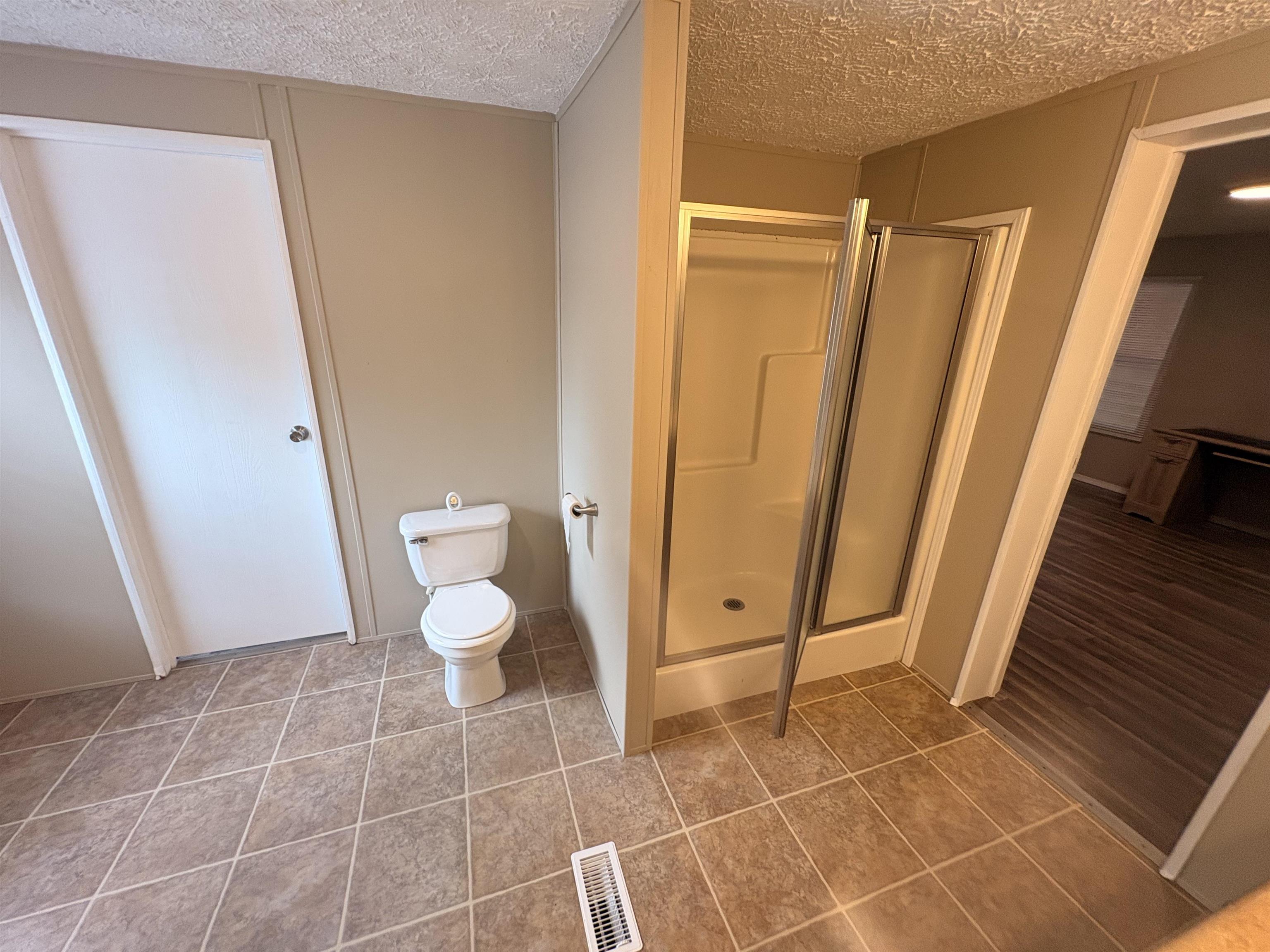 2700 Capricorn Dr. Property Photo 44