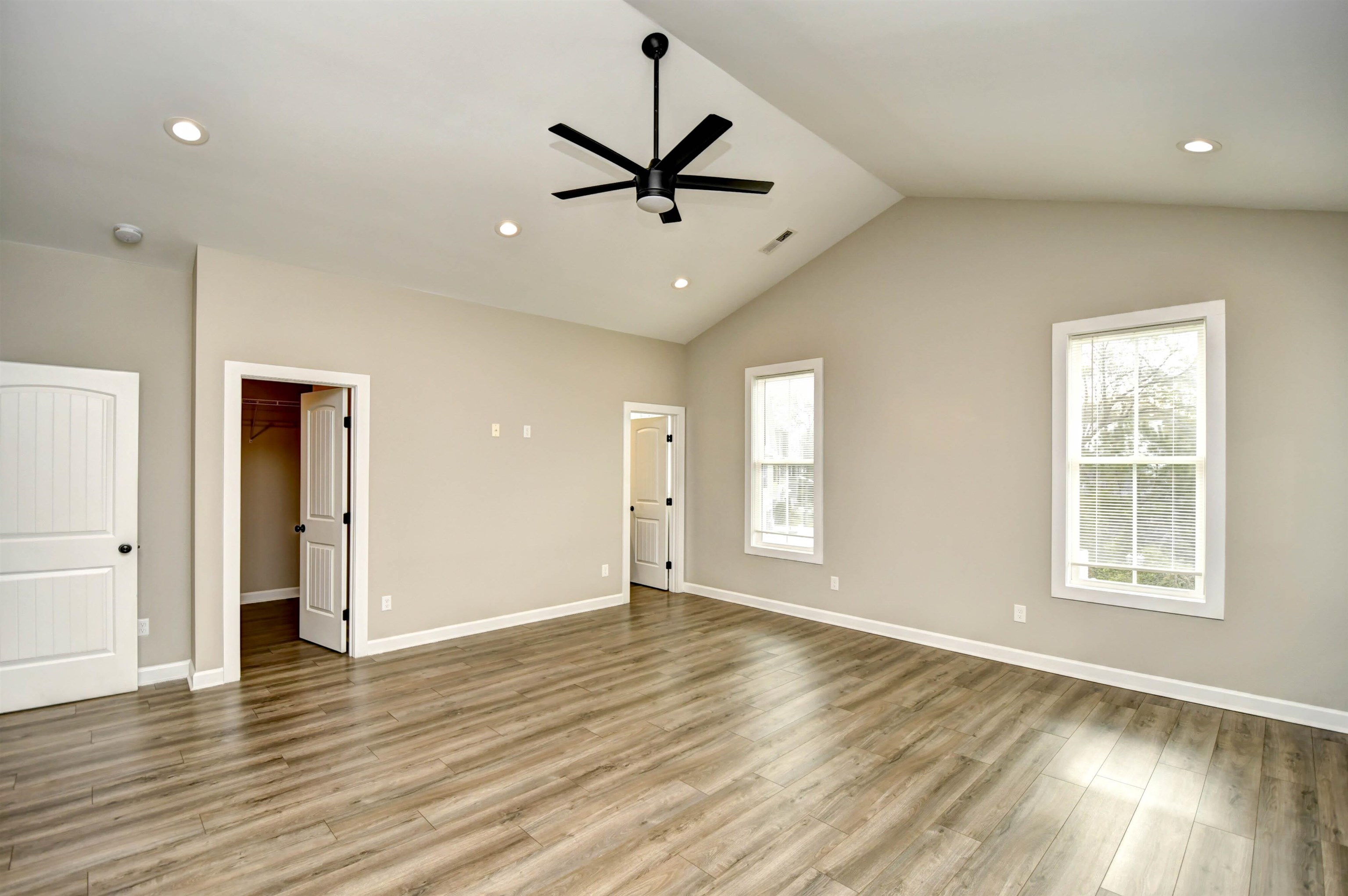 3877 Spanner Way Property Photo 15