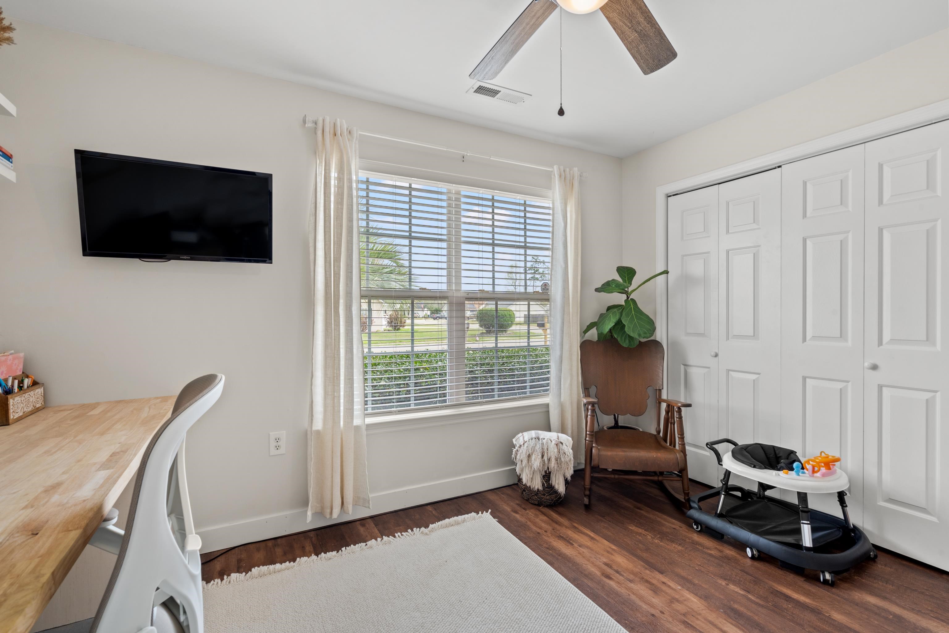 2701 Ivy Glen Dr. Property Photo 16