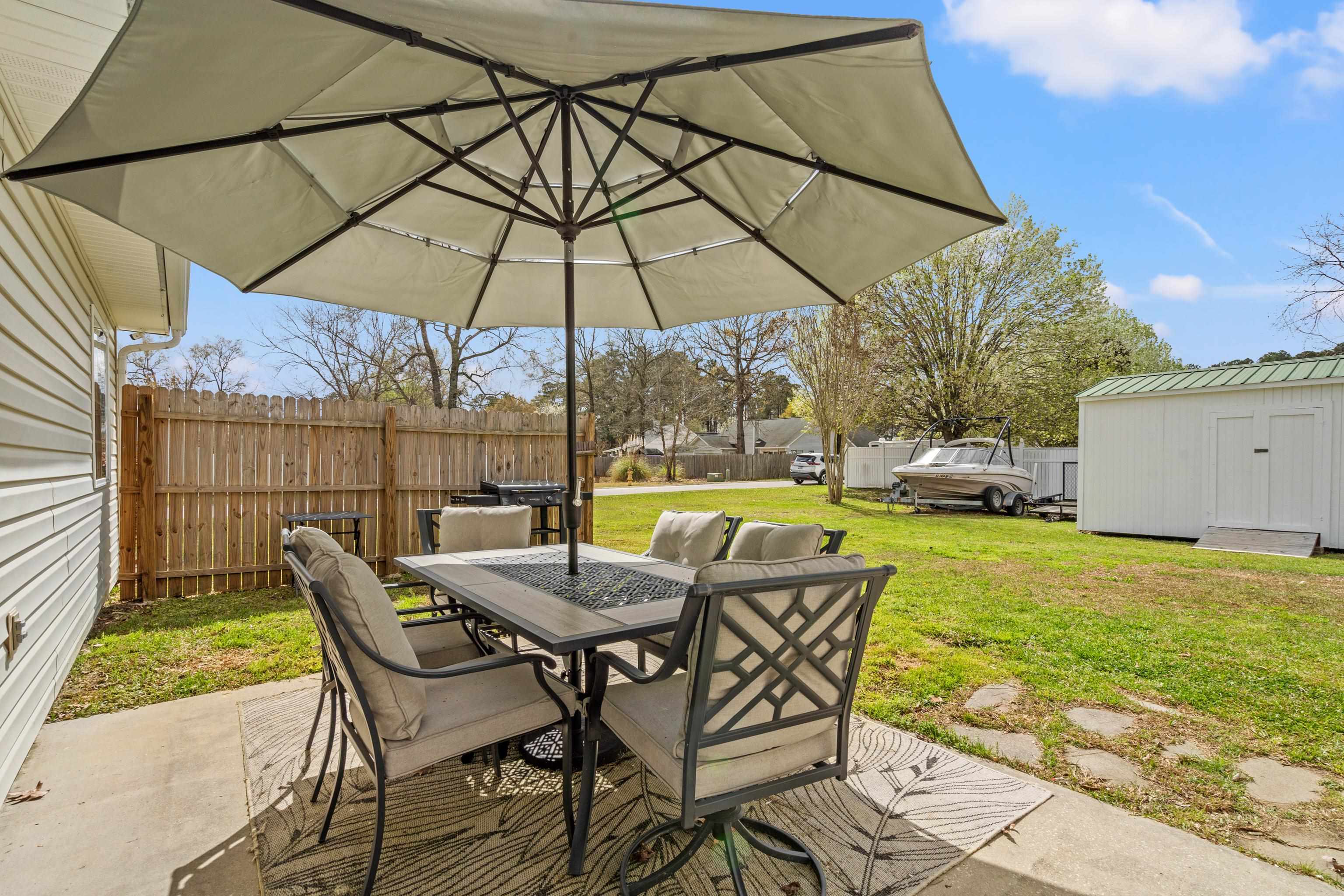 2701 Ivy Glen Dr. Property Photo 25